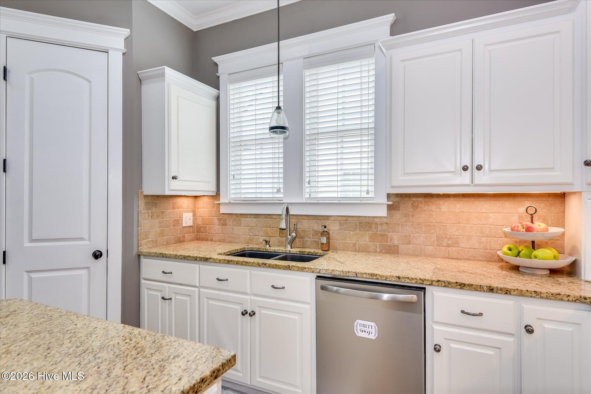 624 Cavanaugh Way Property Photo 16