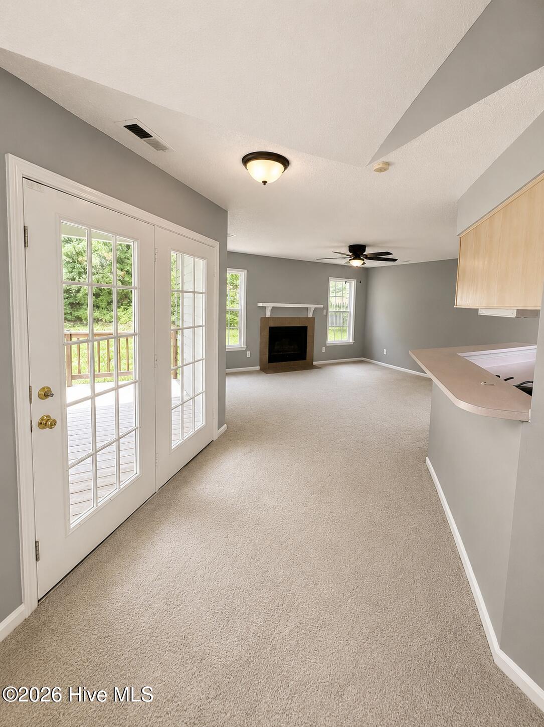 206 Rosewood Circle Property Photo 8