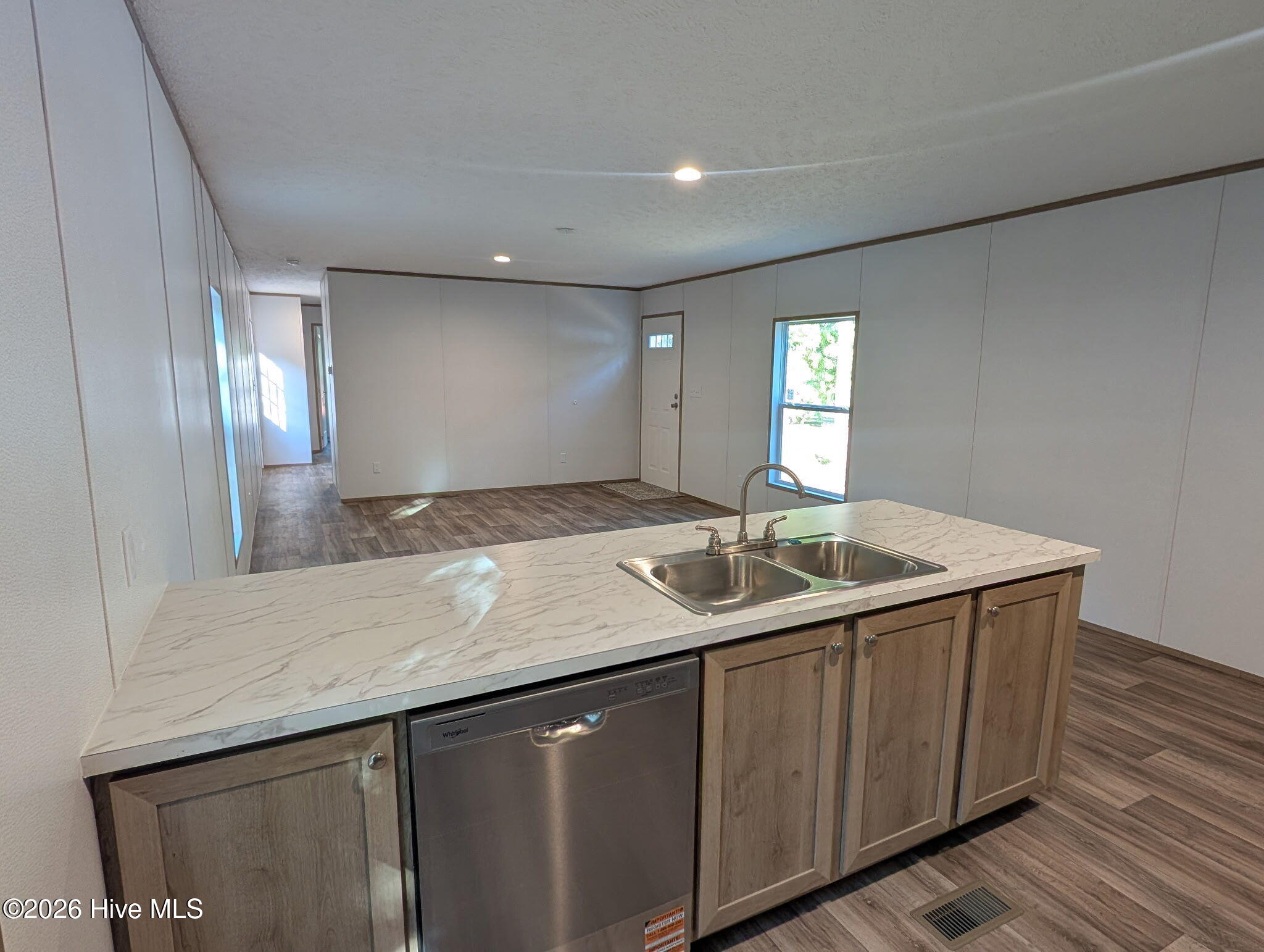 3527 Tarpon Court Se Property Photo 9