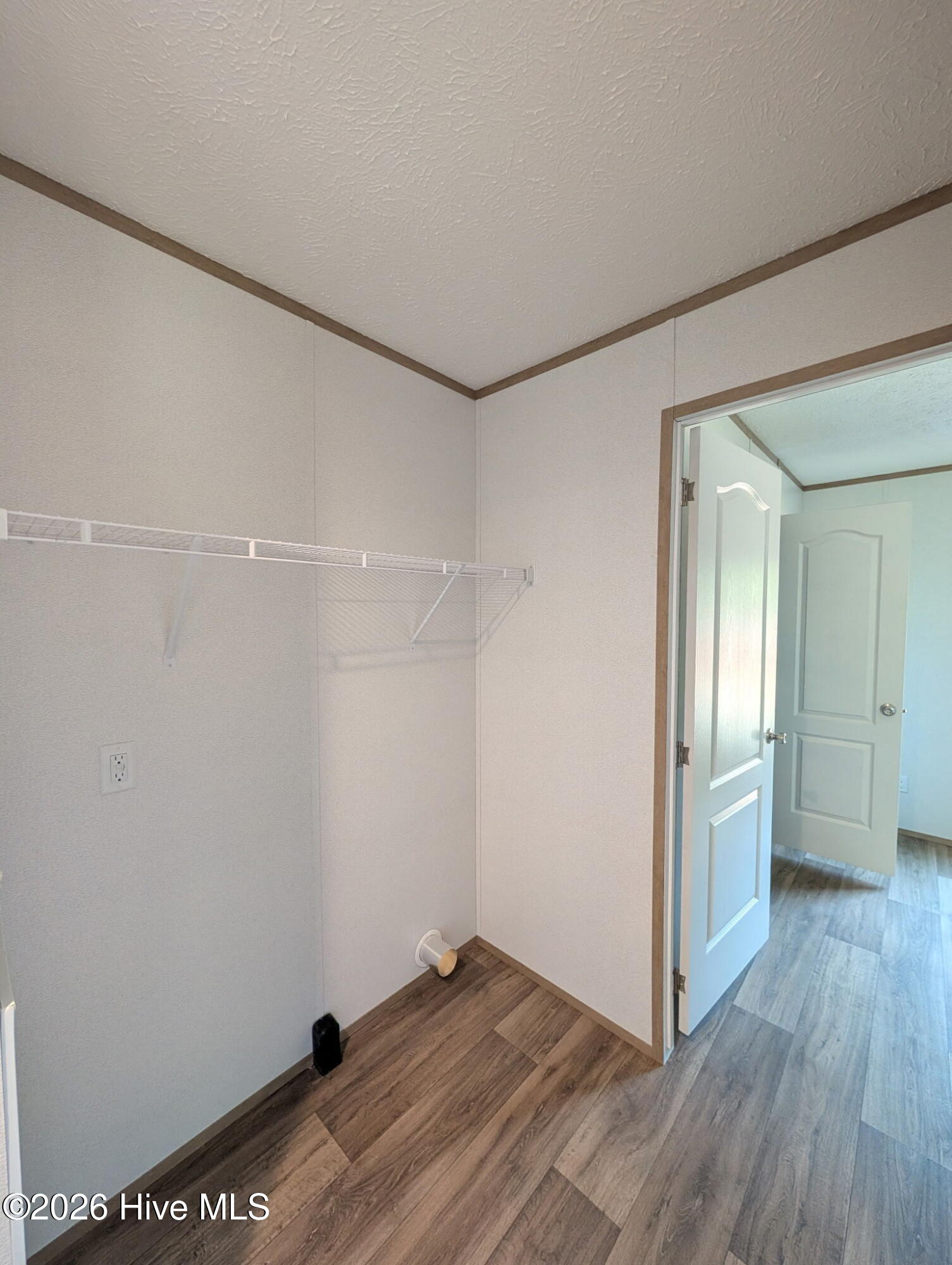 3527 Tarpon Court Se Property Photo 14