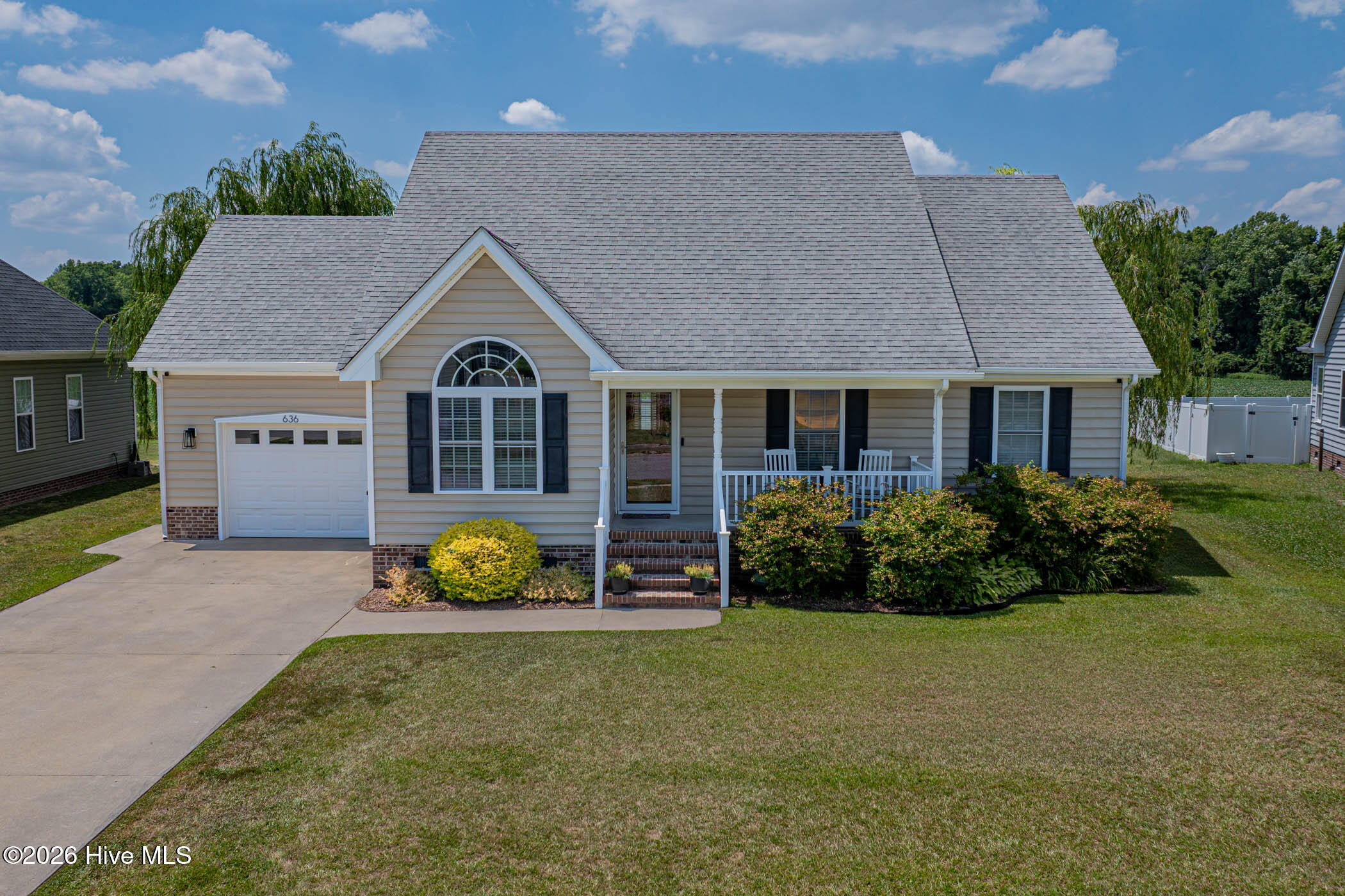 636 Millbrooke Circle Property Photo 1