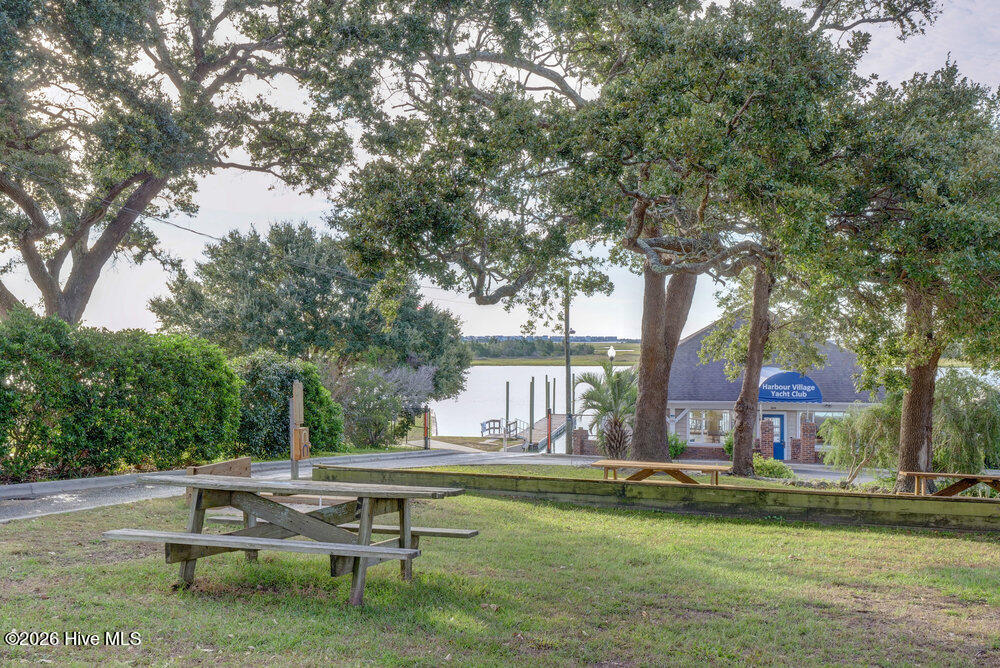 184 Olde Point Road Property Photo 89