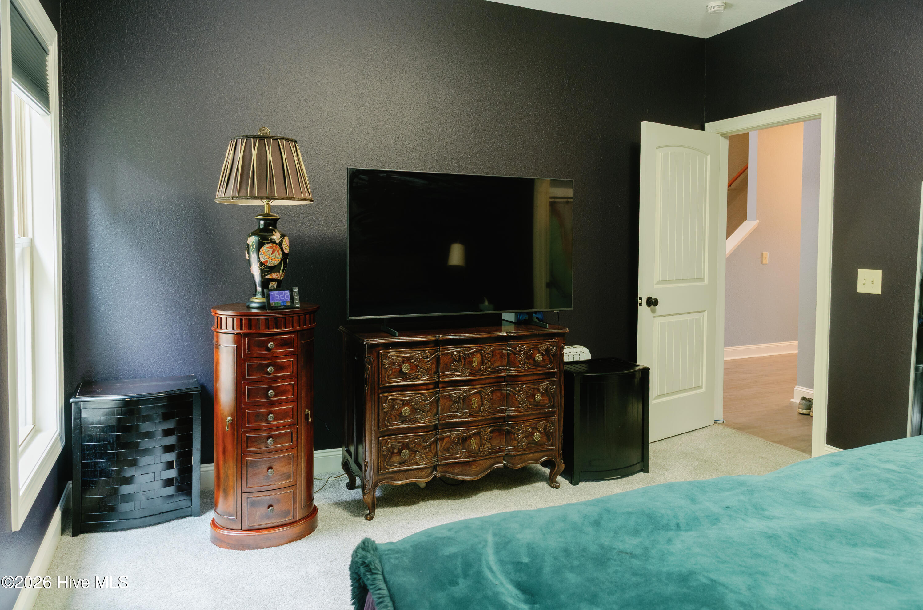 377 Victoria Drive Property Photo 12