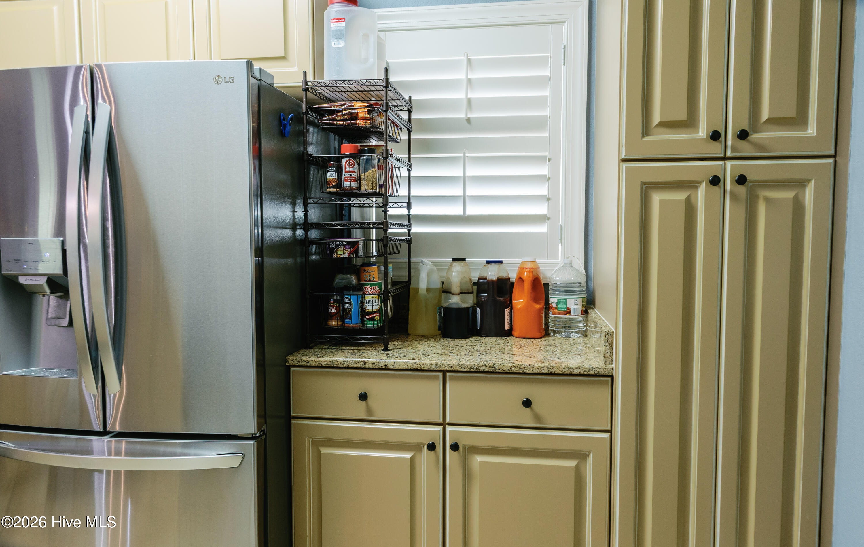 377 Victoria Drive Property Photo 21