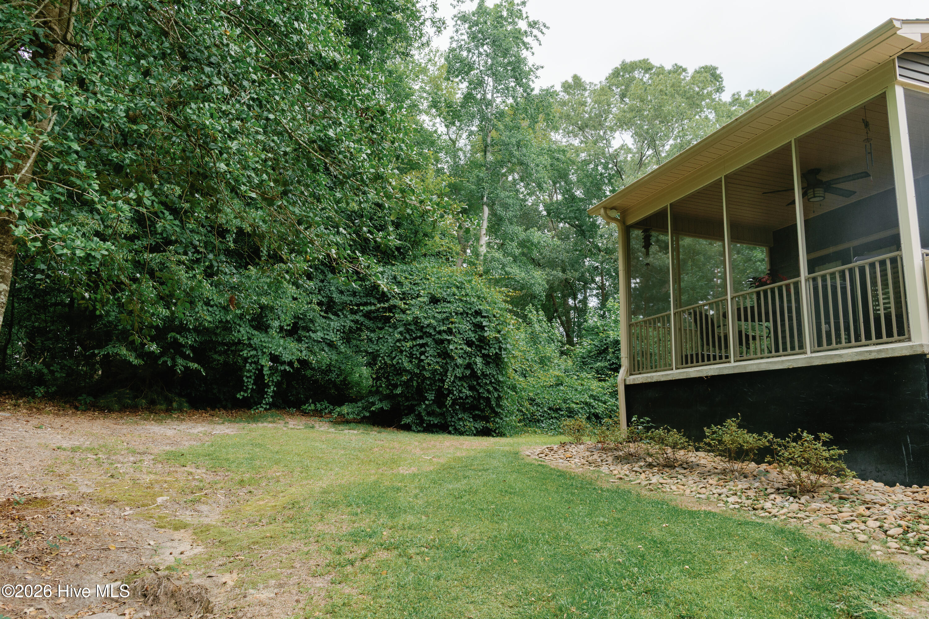 377 Victoria Drive Property Photo 40