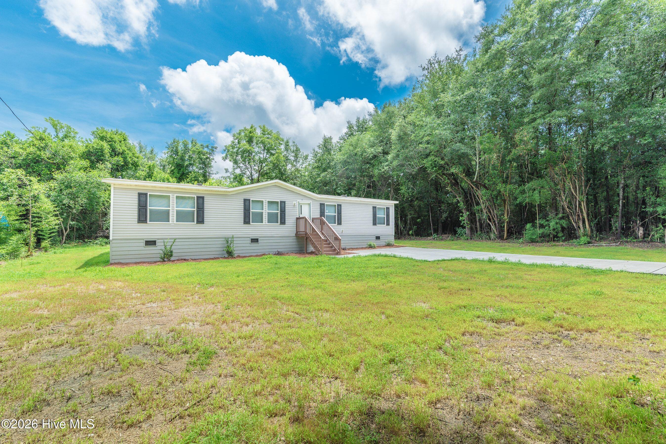 113 Wallace Green Street Property Photo 1
