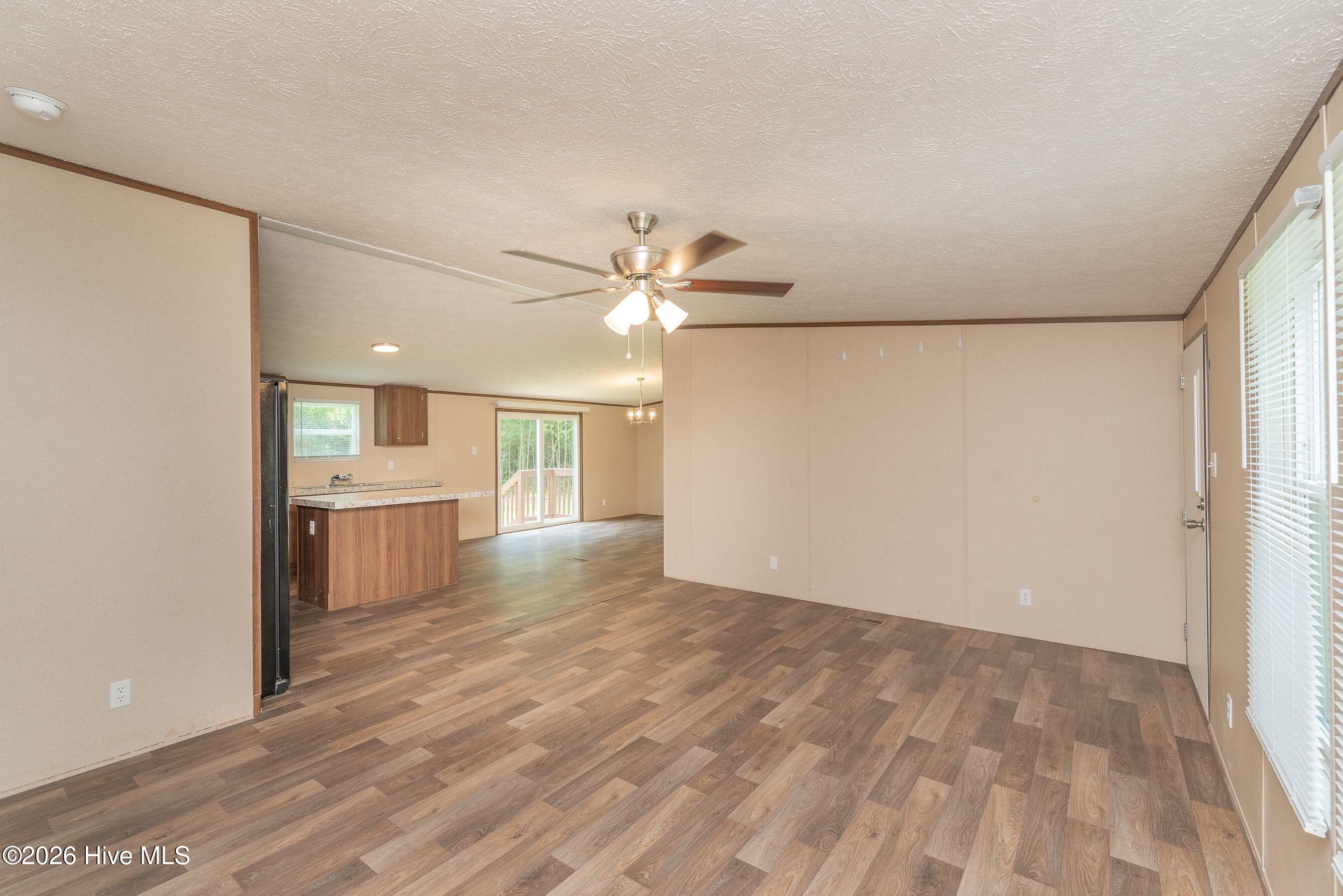 113 Wallace Green Street Property Photo 4