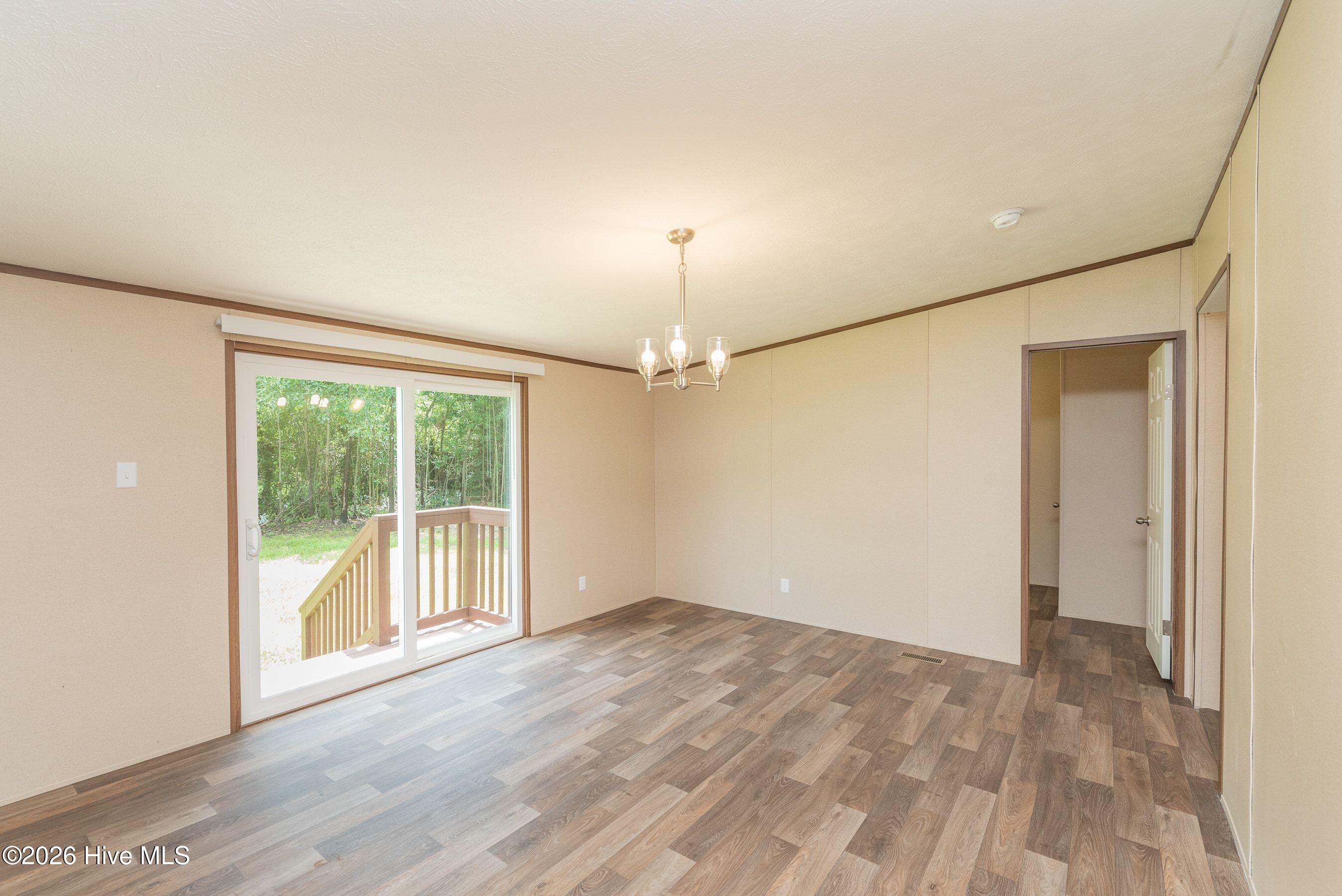 113 Wallace Green Street Property Photo 8