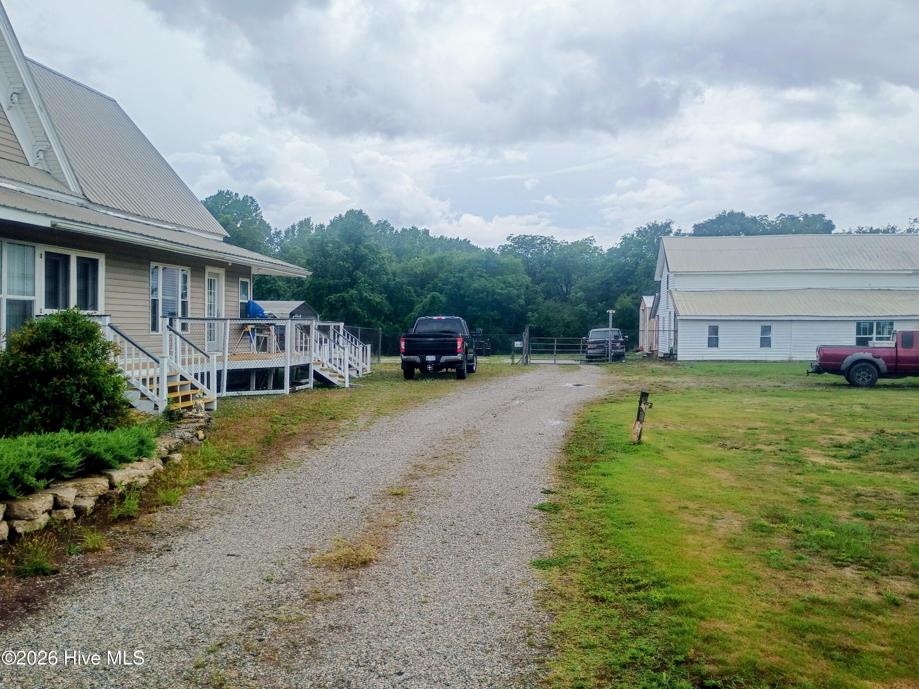 11940 Tom Gibson Road Property Photo 6