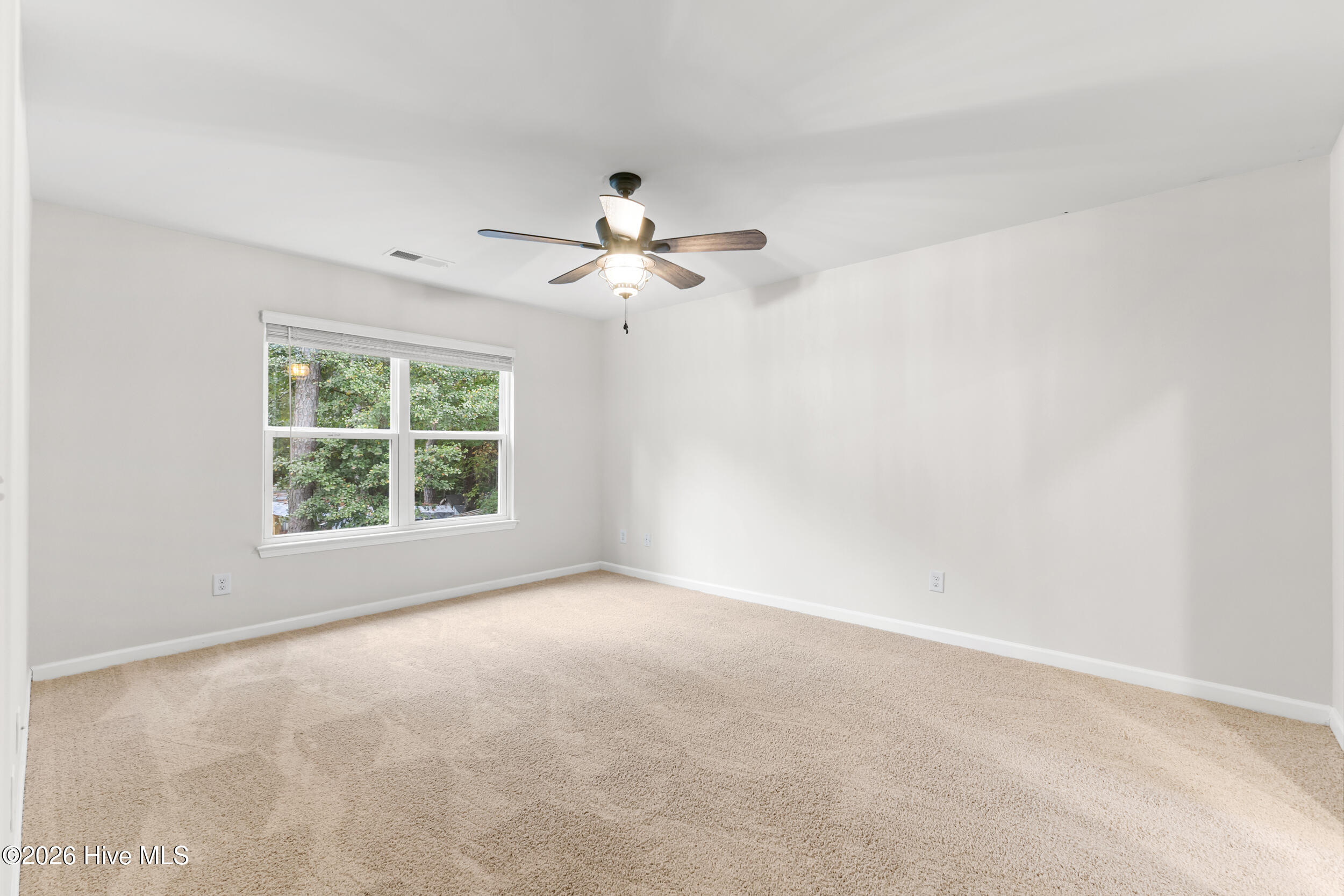 9363 Vineyard Grove Lane Ne Property Photo 12