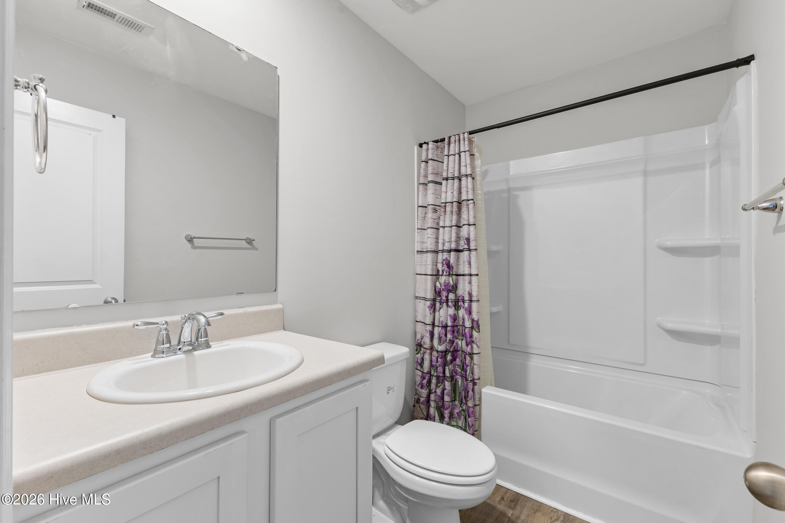 9363 Vineyard Grove Lane Ne Property Photo 22
