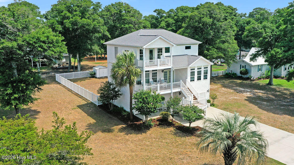 2813 Sea Vista Drive Sw Property Photo 1