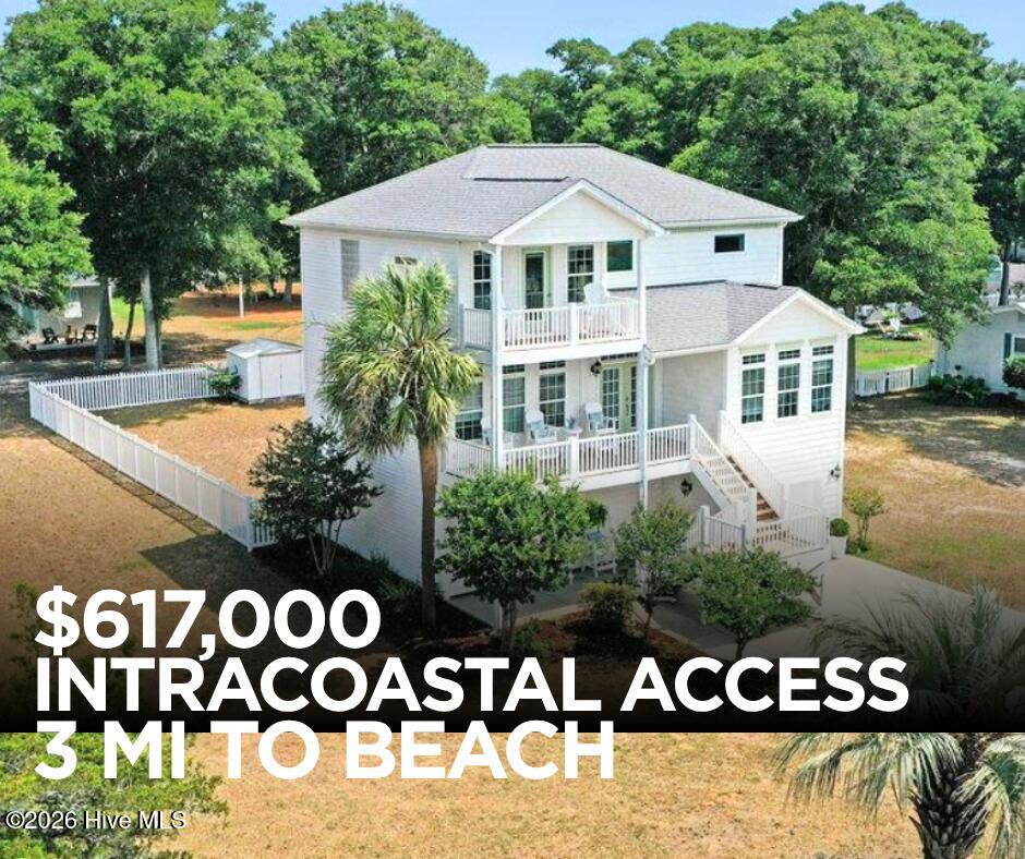 2813 Sea Vista Drive SW Property Photo 1