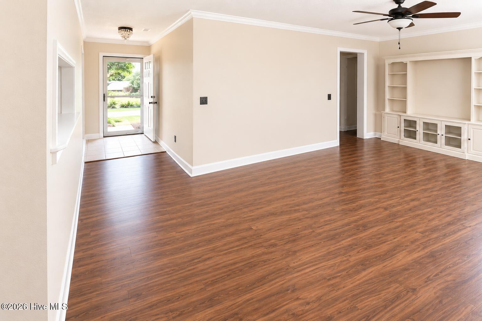 1010 Haymarket Lane Property Photo 7