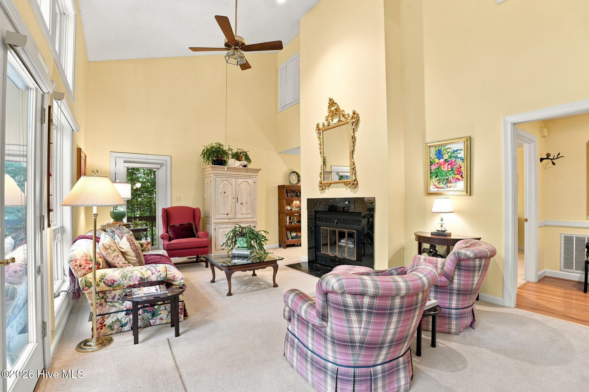 2427 Creekridge Drive Property Photo 10