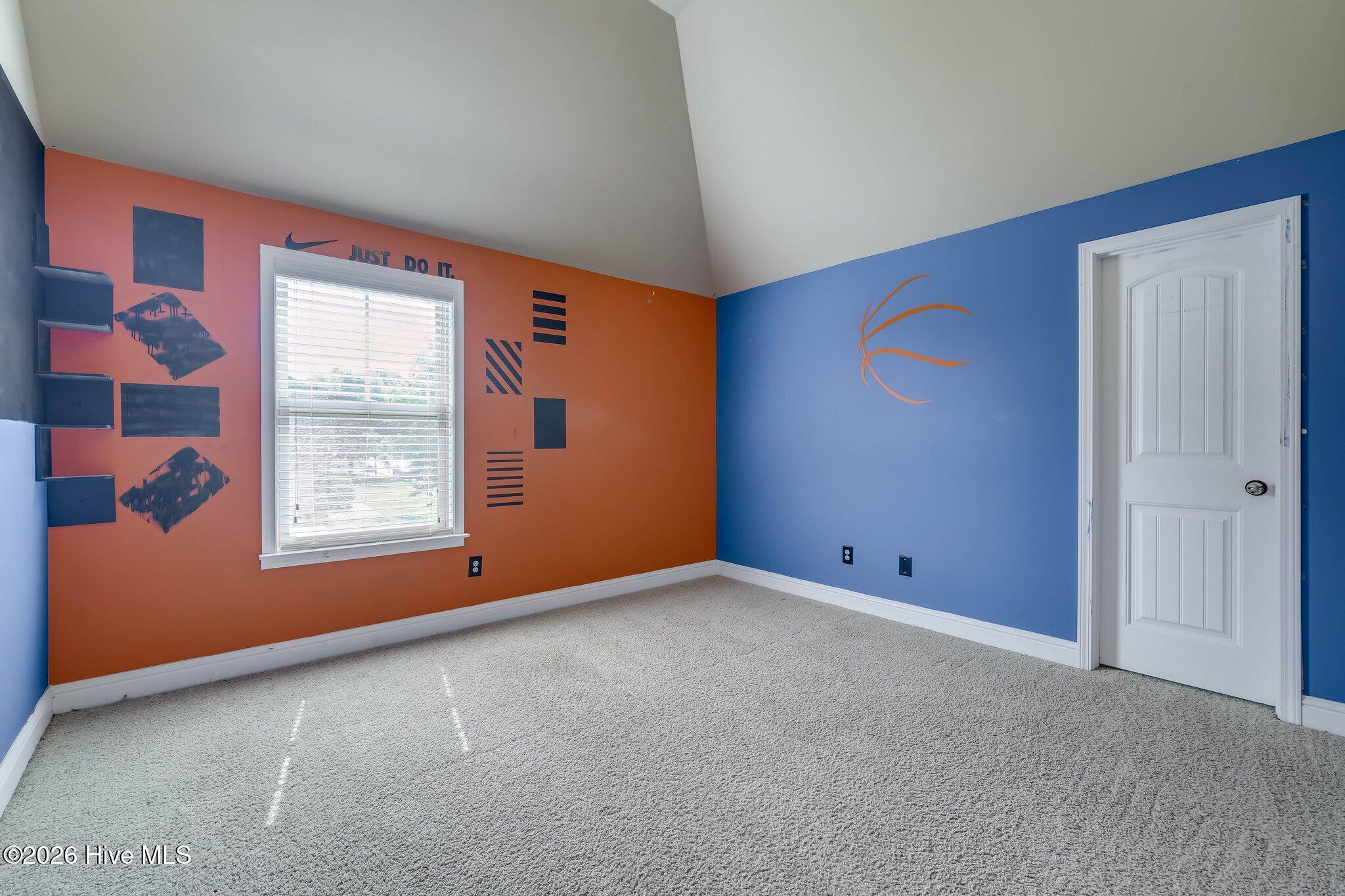 250 Wentworth Place Property Photo 47