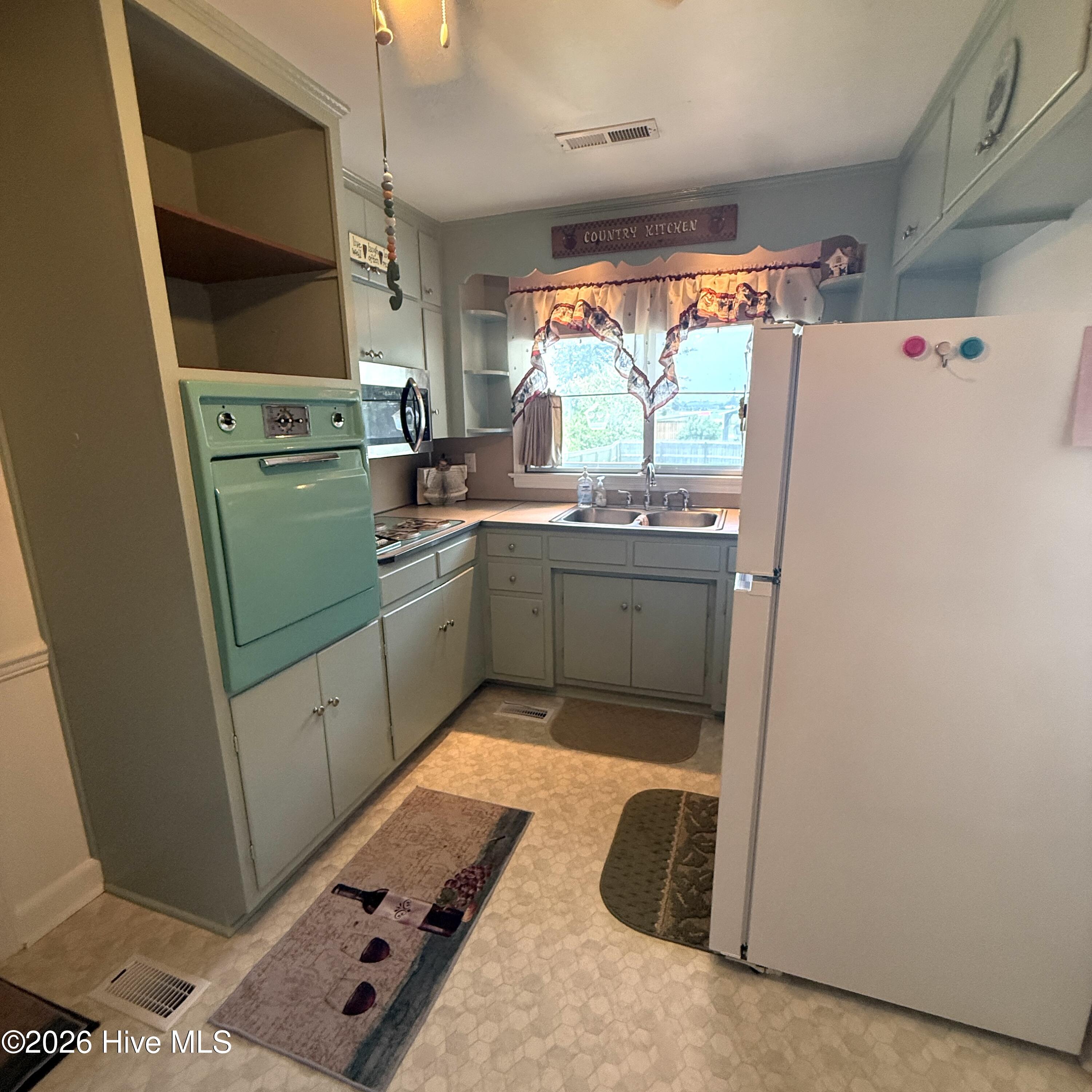 101 Carolina Avenue Property Photo 6