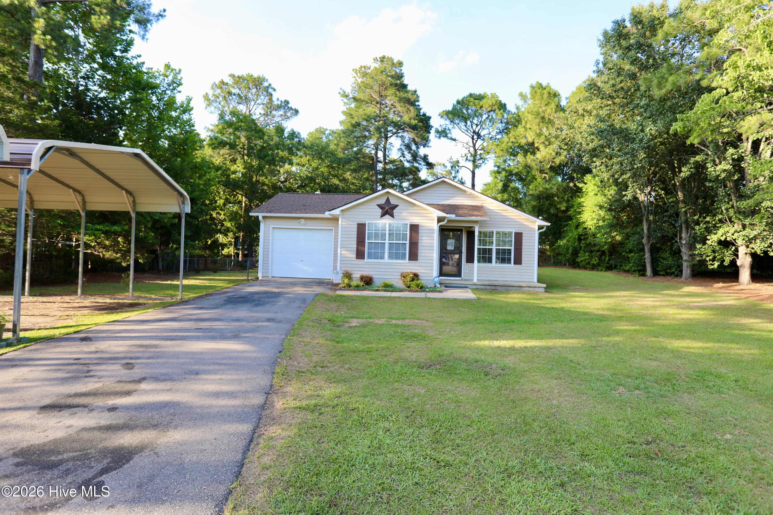 110 Robin Hood Lane Property Photo 2