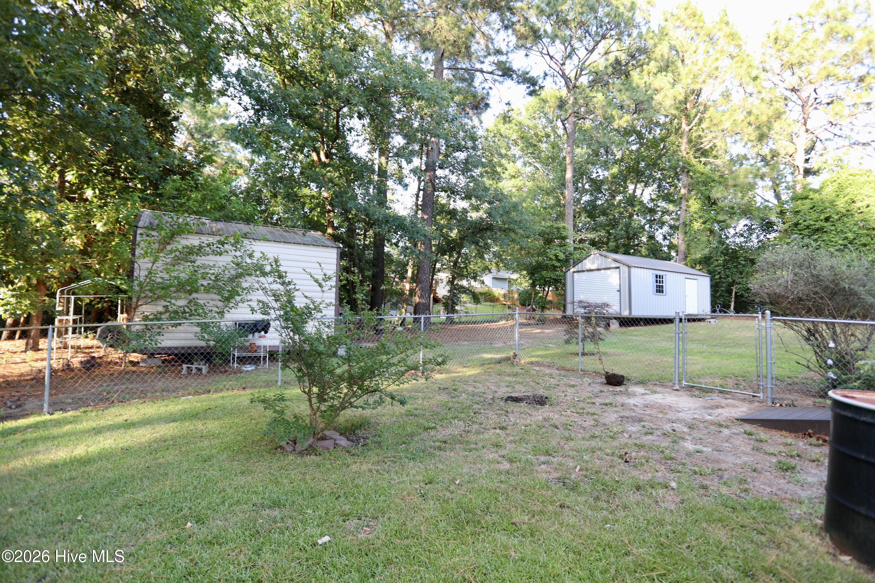 110 Robin Hood Lane Property Photo 5