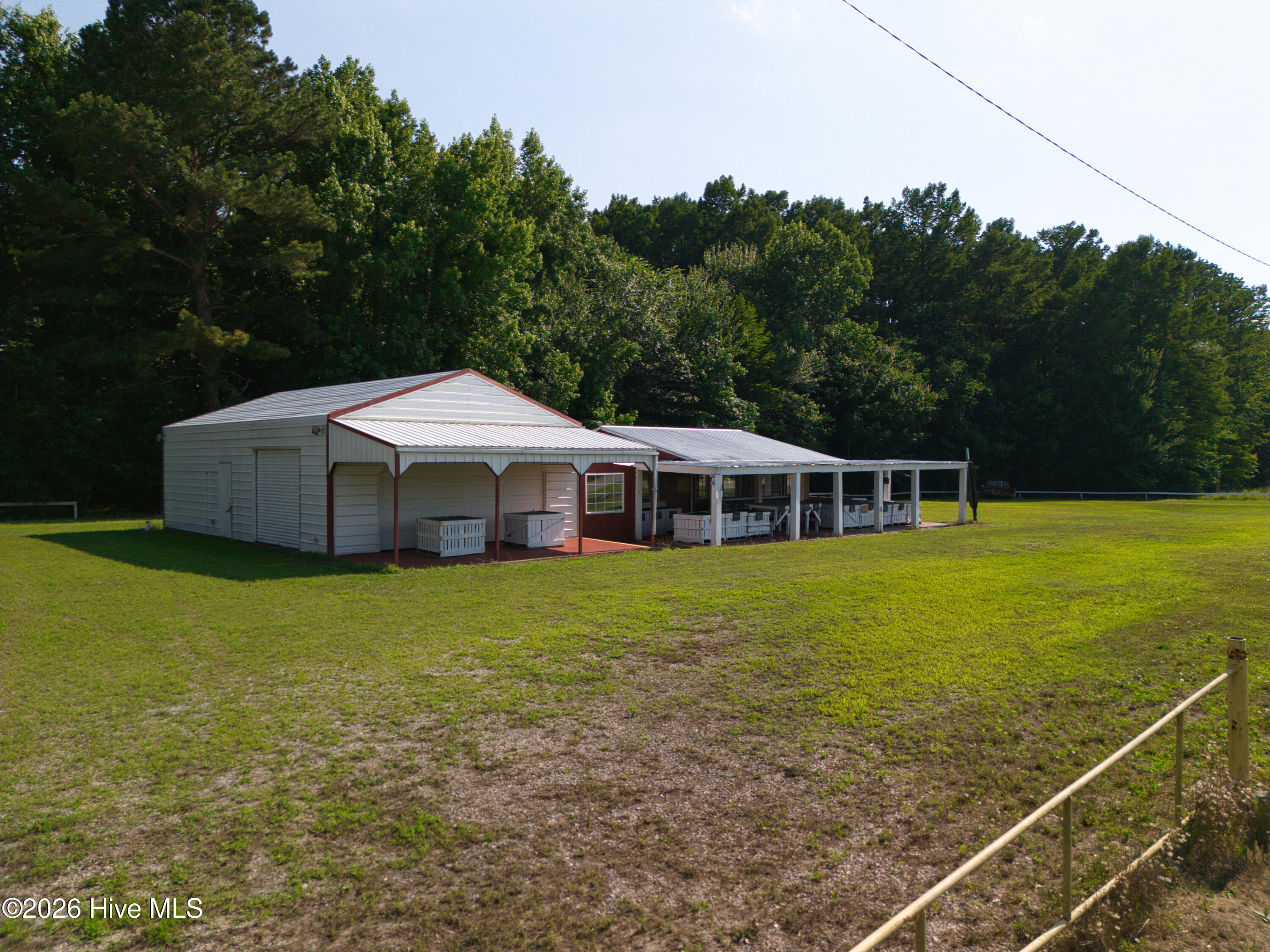 2604 Caratoke Highway Property Photo 23