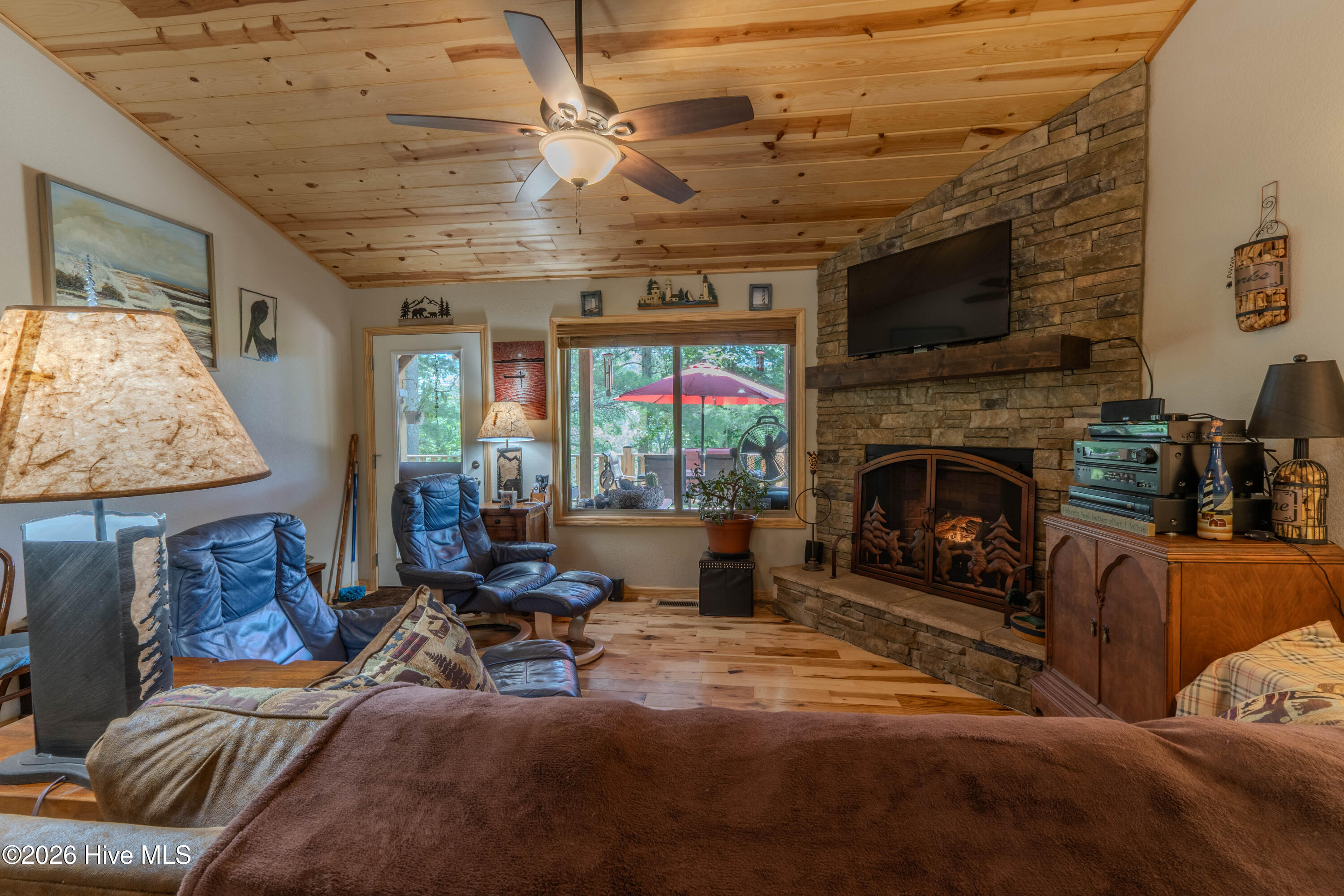 34 Hardwood Trail Property Photo 14