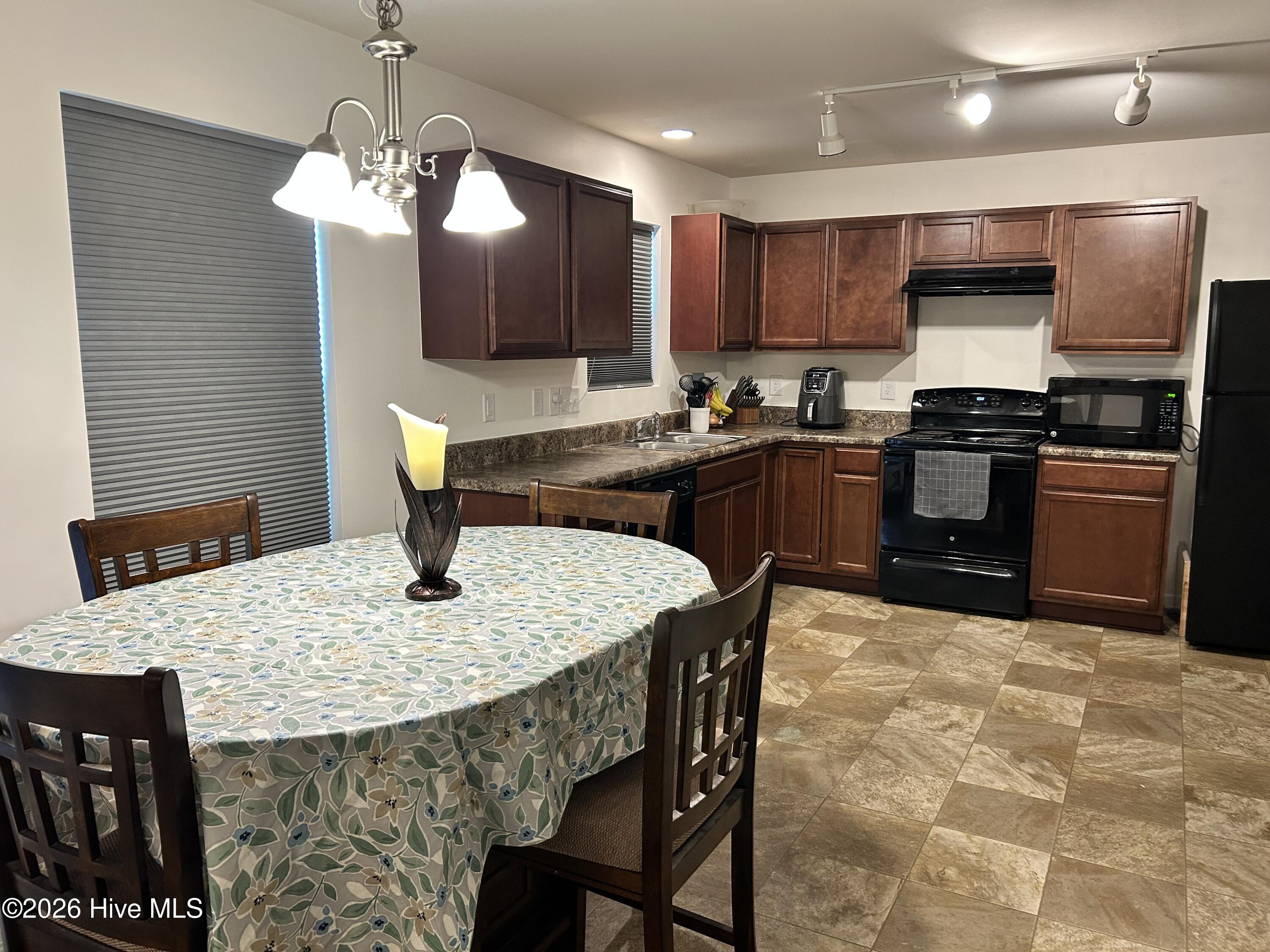 2020 Creek Road Property Photo 8