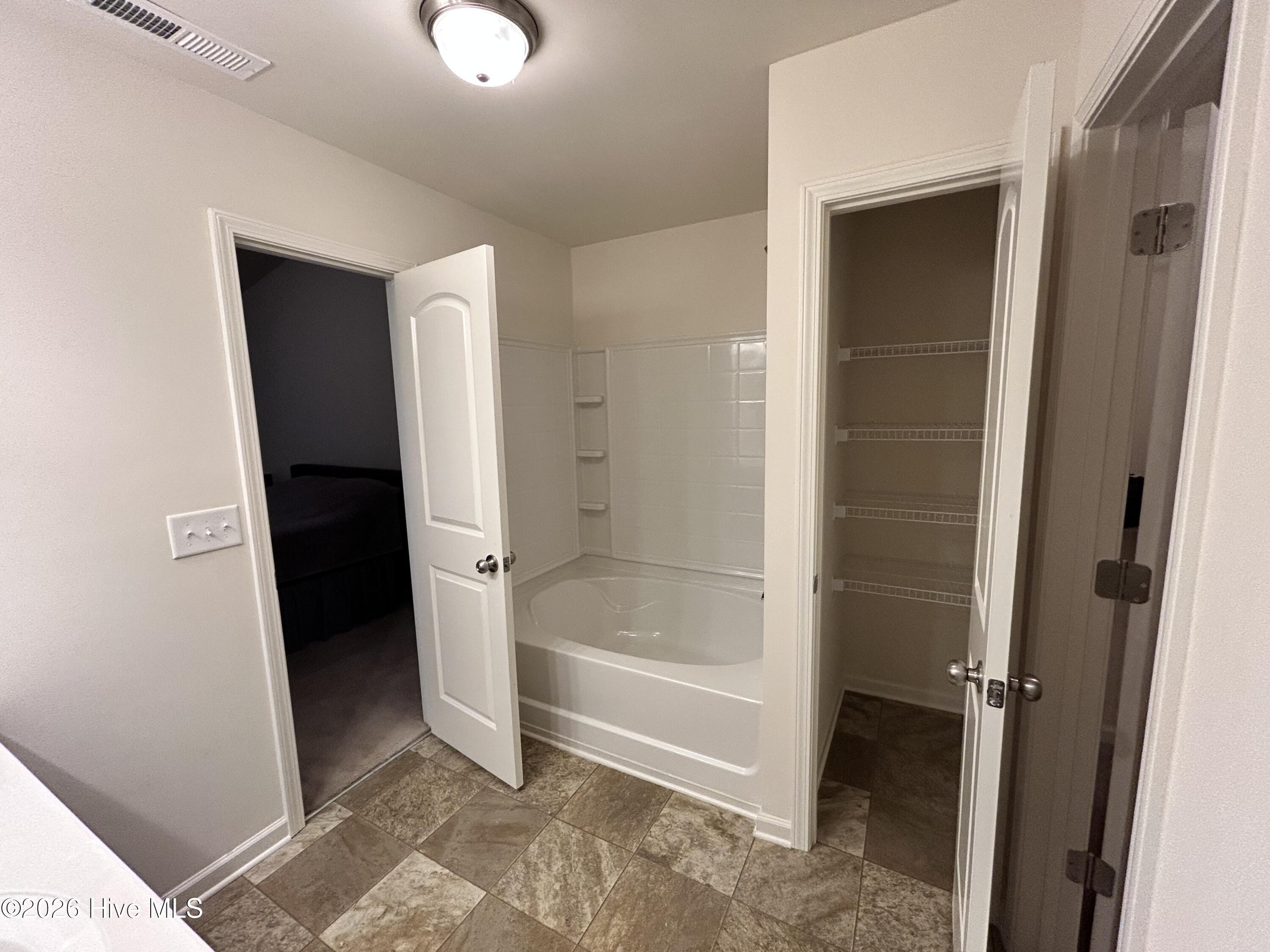 2020 Creek Road Property Photo 22