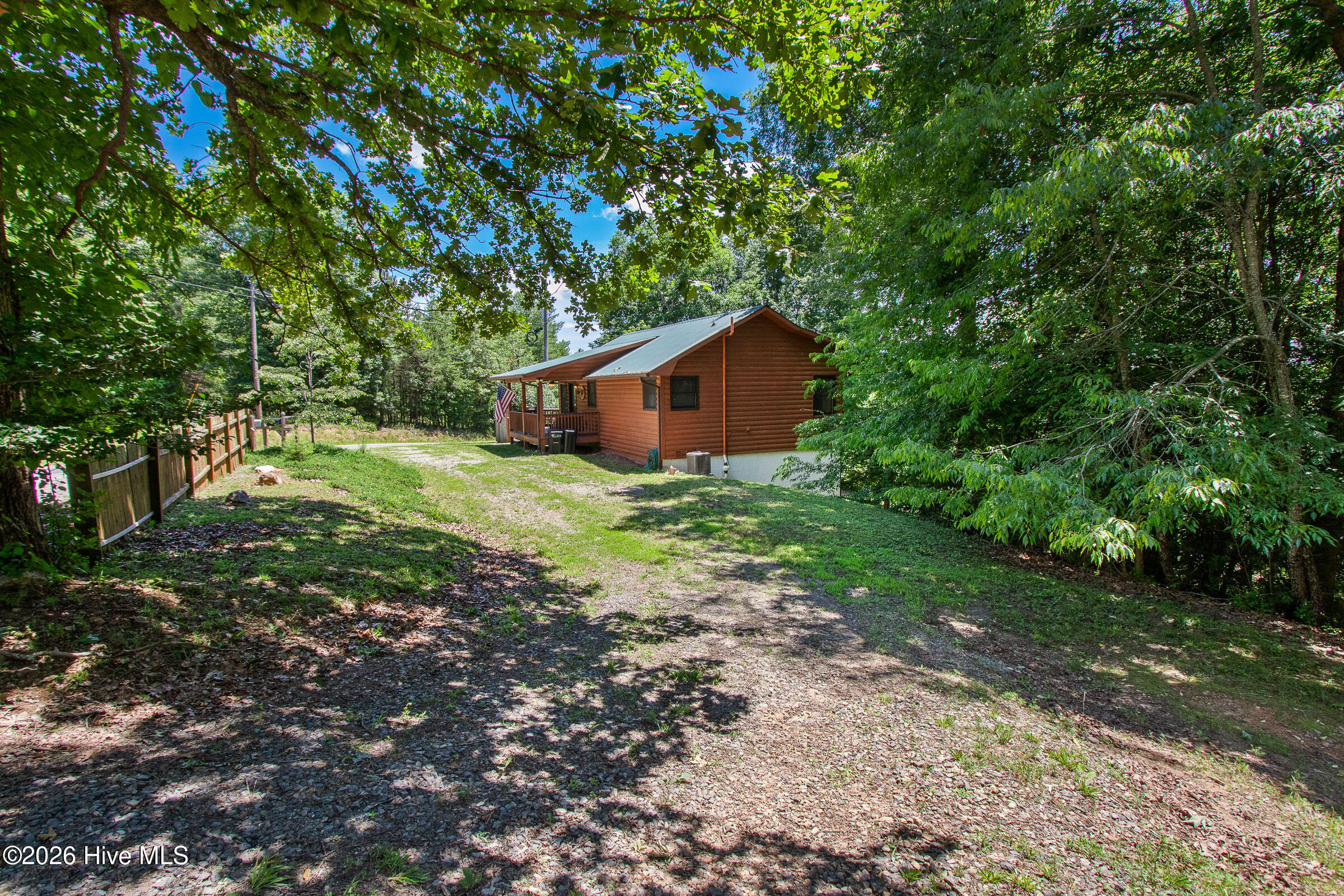 117 Carson Lane Property Photo 3