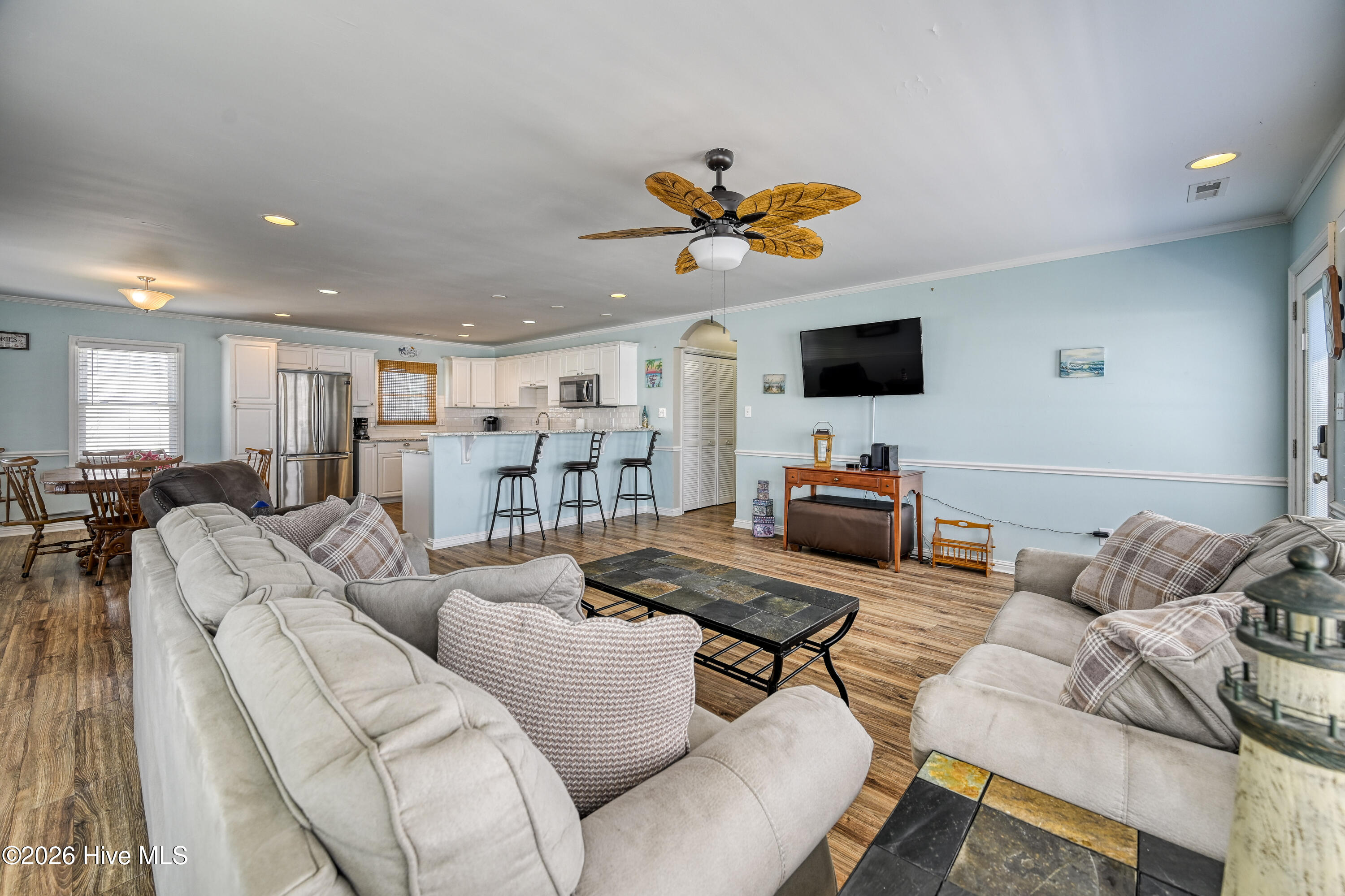 1041 1st Street Property Photo 14