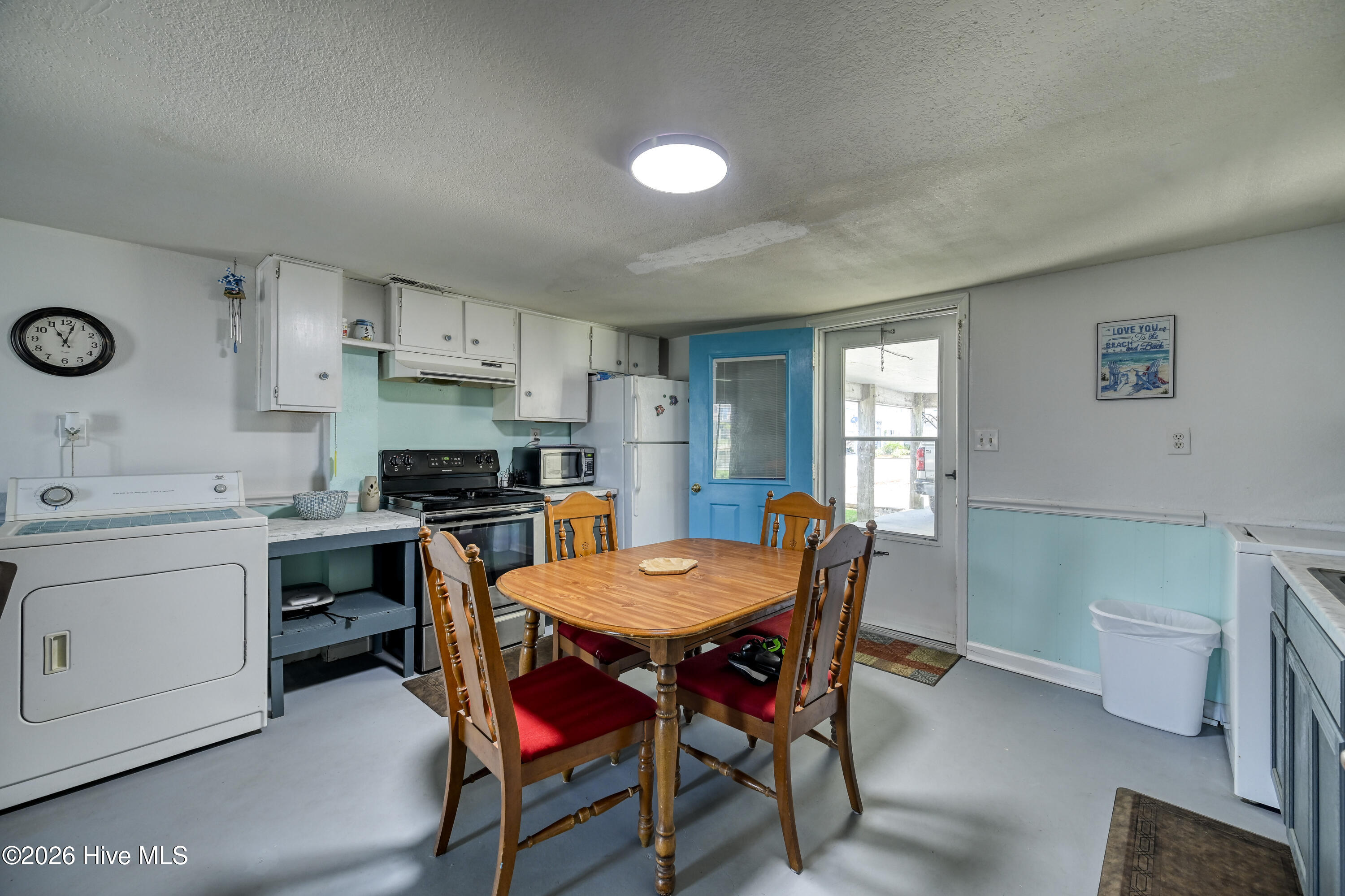 1041 1st Street Property Photo 33