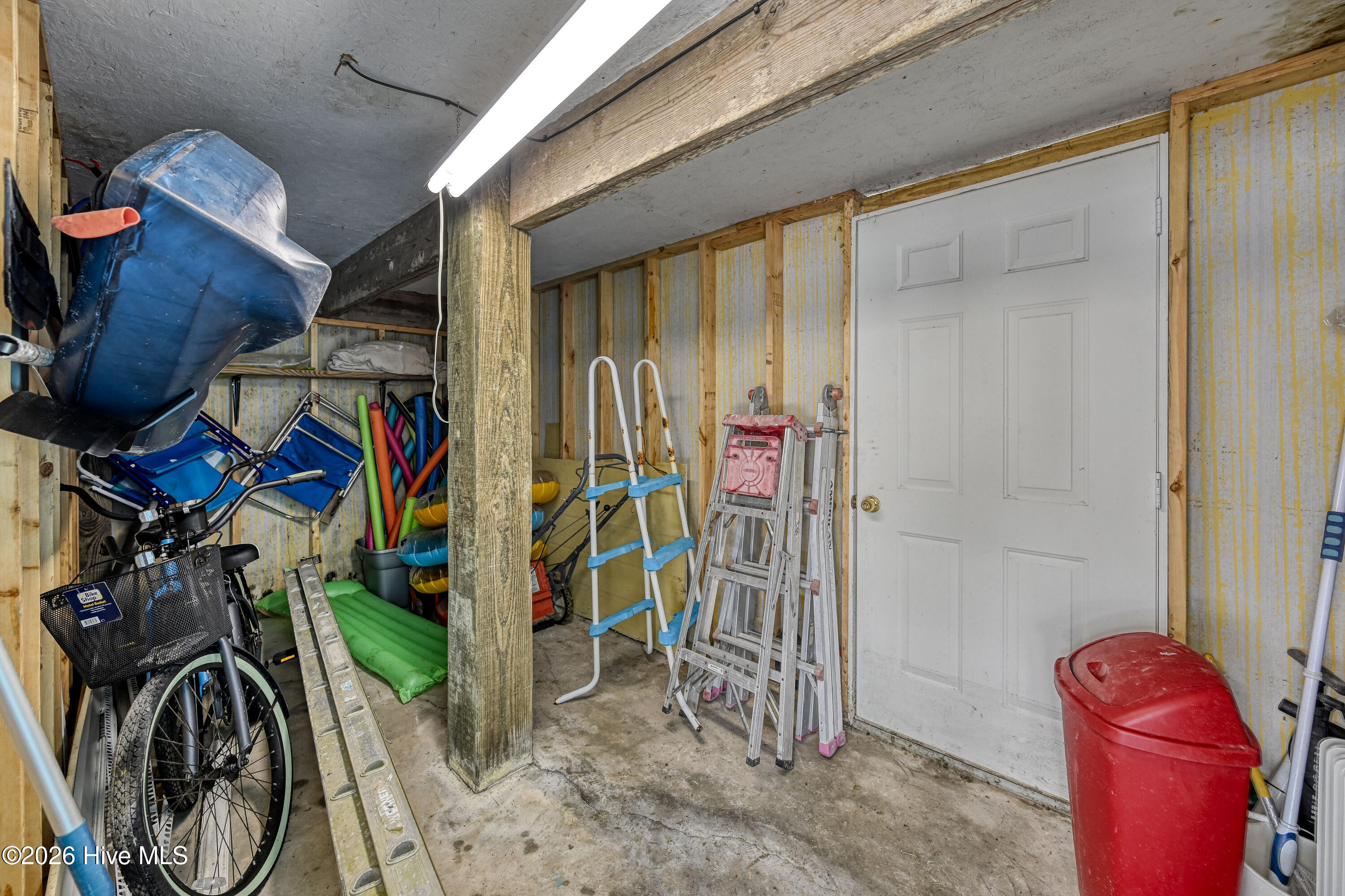 1041 1st Street Property Photo 43