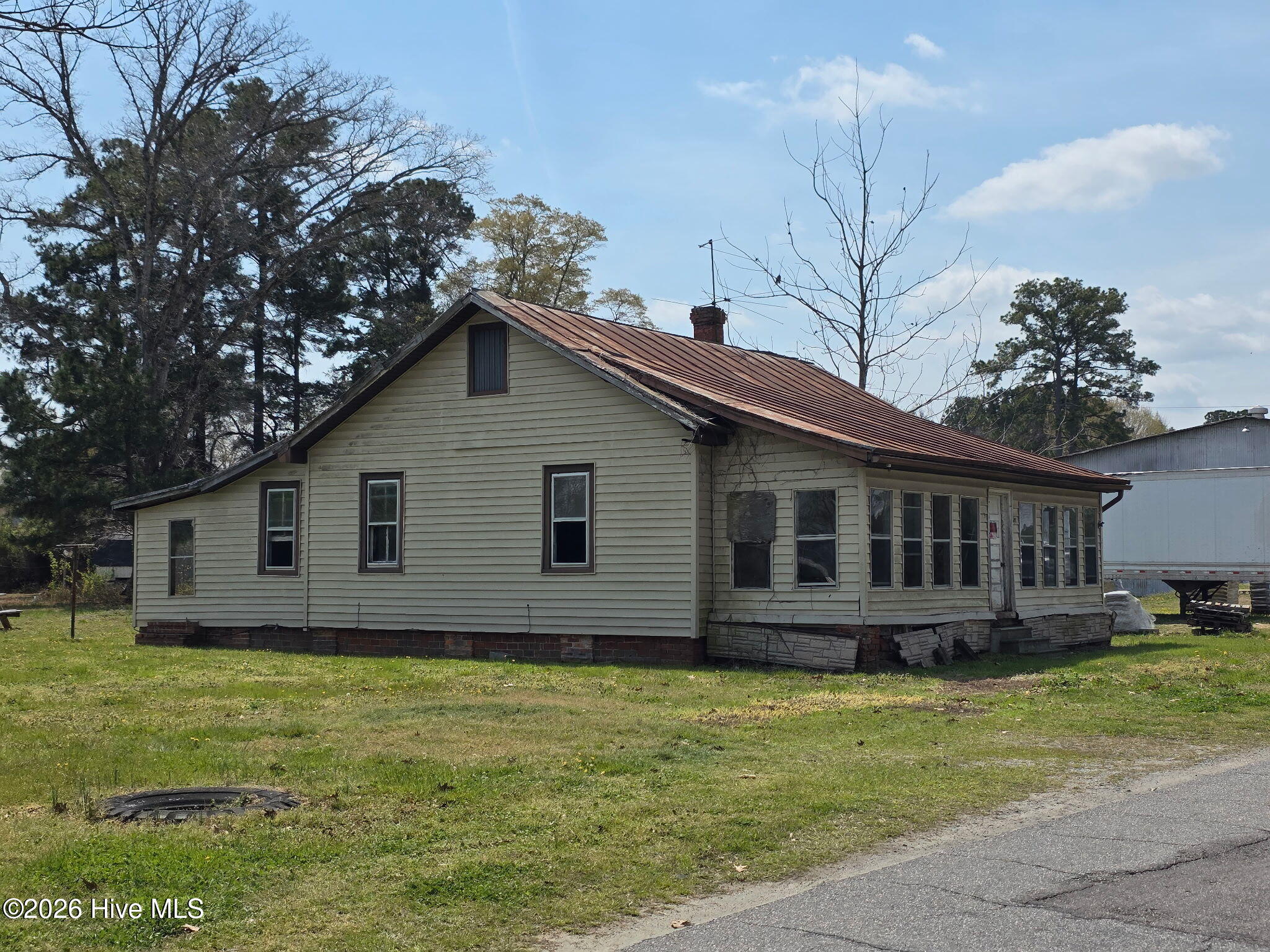 1006 Badham Road Property Photo 3