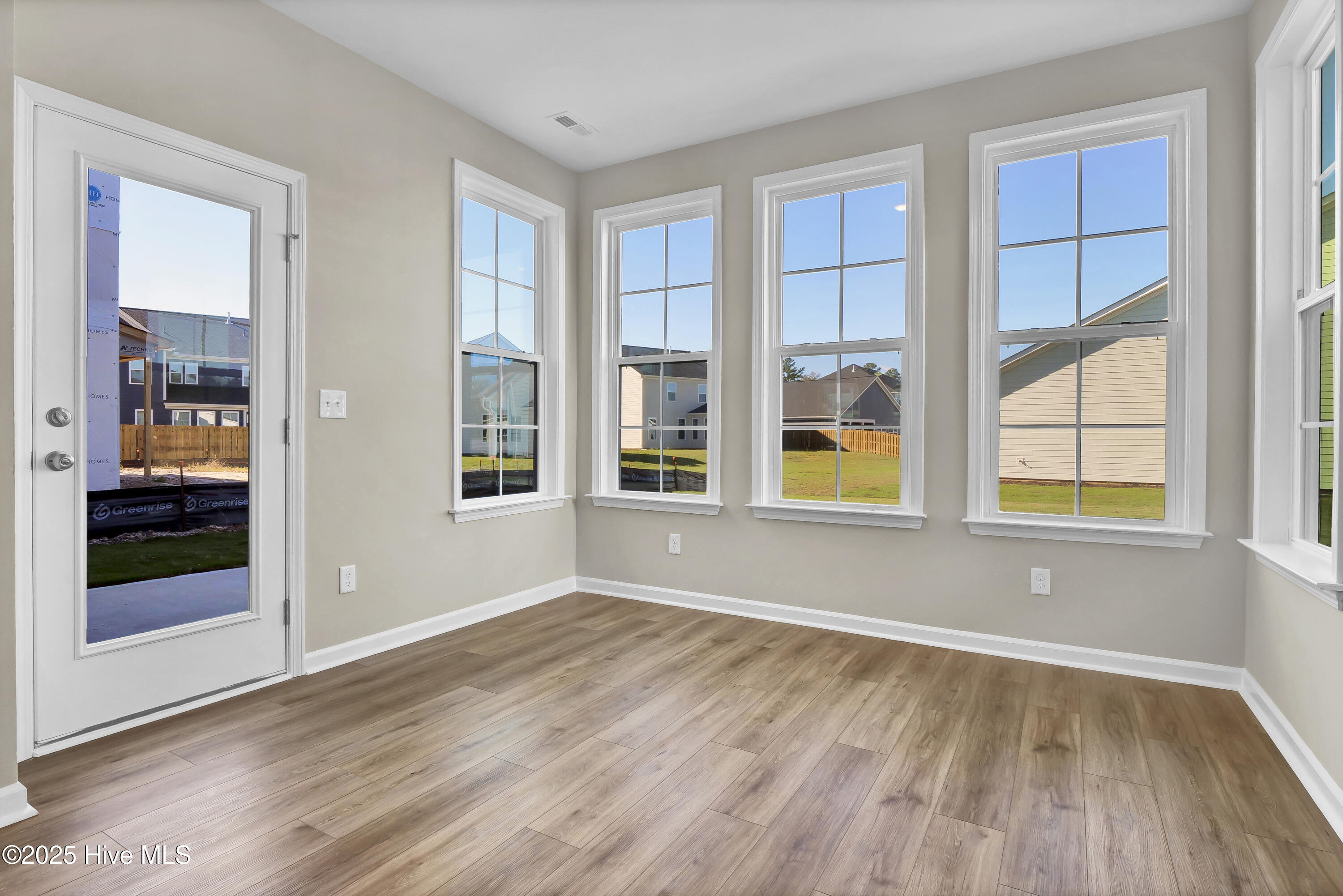 1165 Sunwater Terrace Property Photo 11