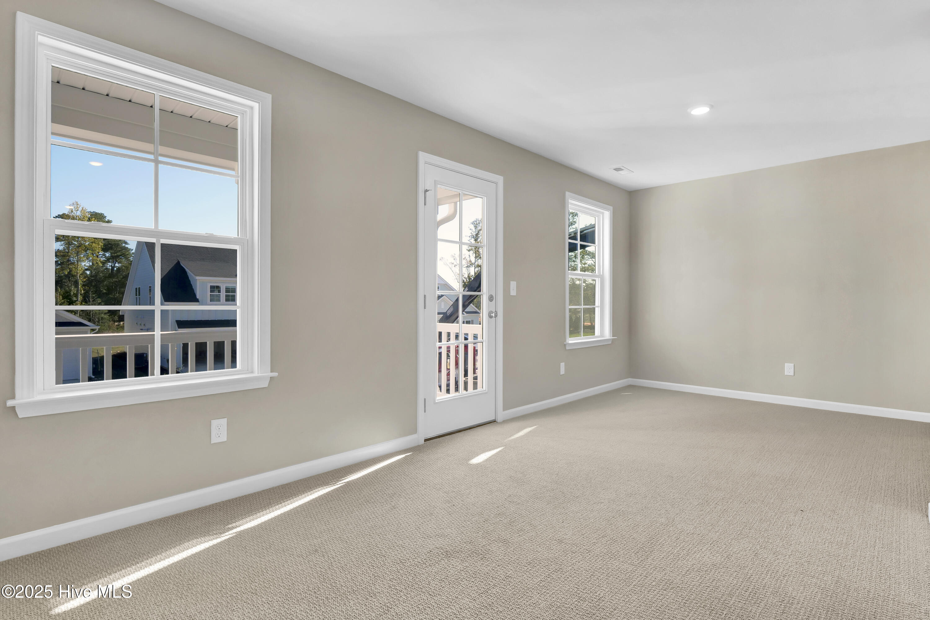 1165 Sunwater Terrace Property Photo 21