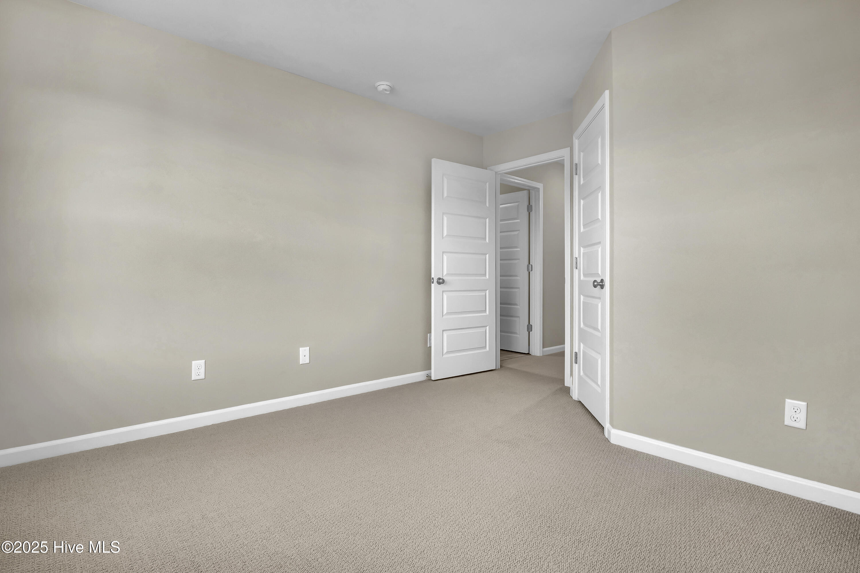 1165 Sunwater Terrace Property Photo 23