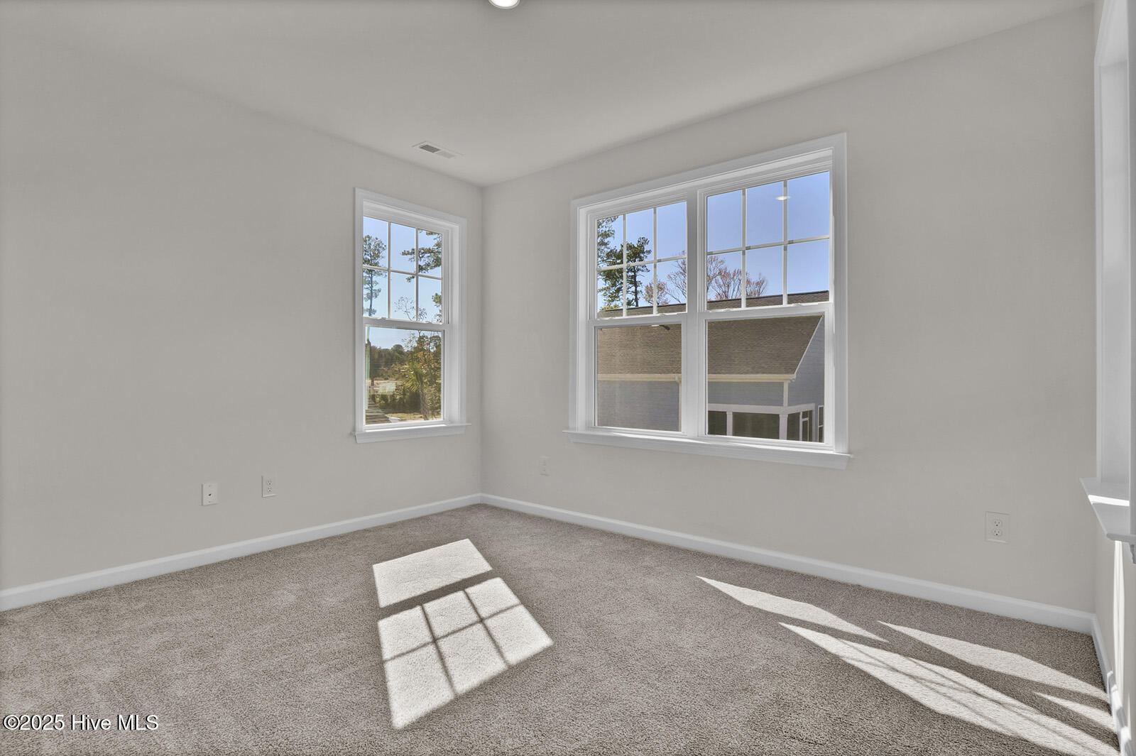 1173 Sunwater Terrace Property Photo 21