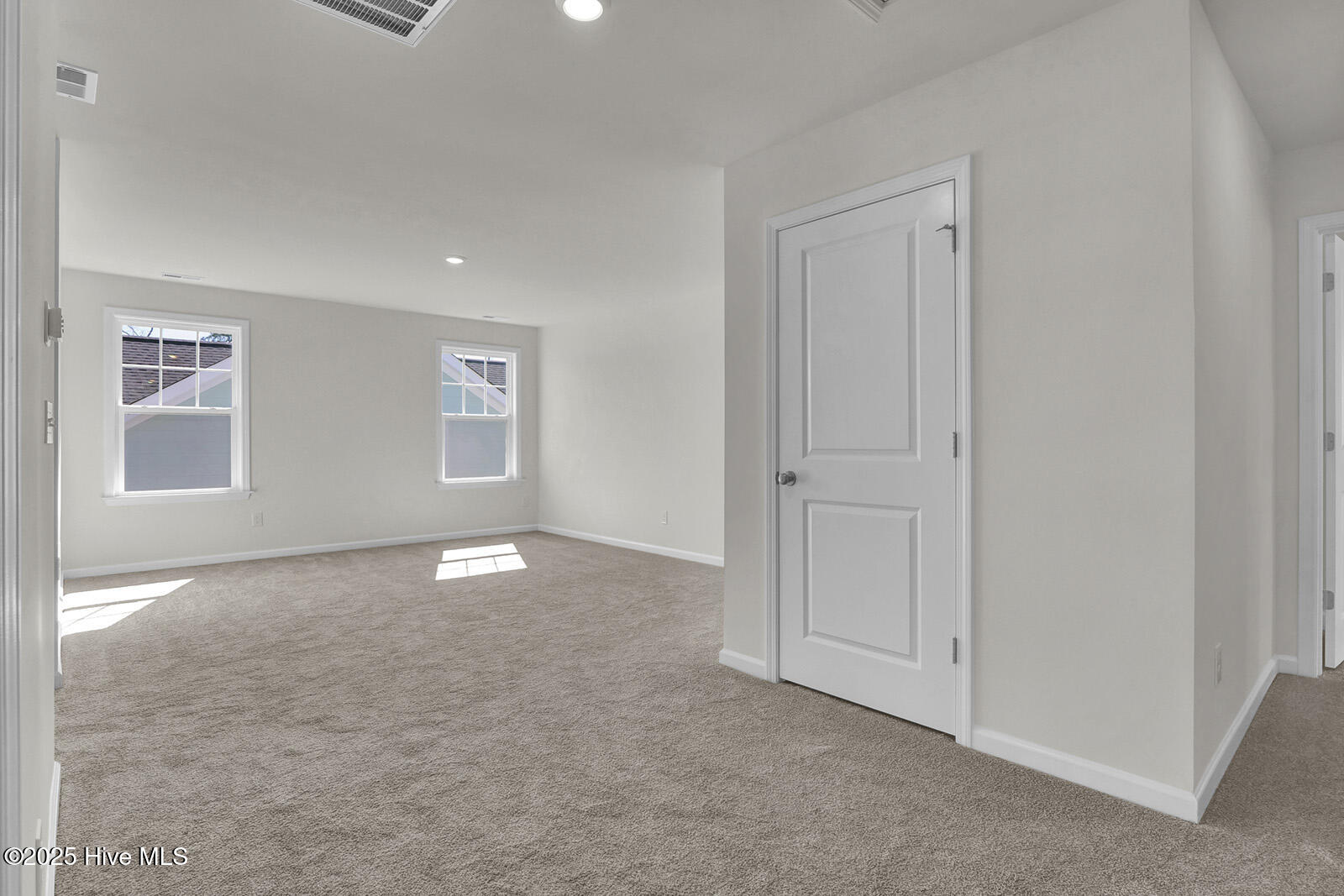1173 Sunwater Terrace Property Photo 23