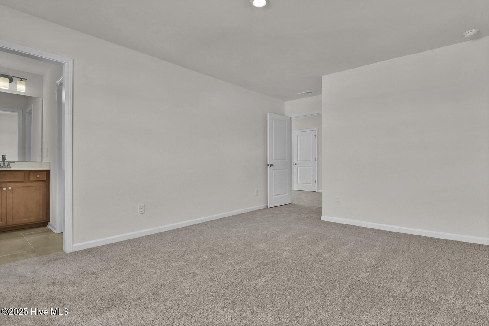 1173 Sunwater Terrace Property Photo 28