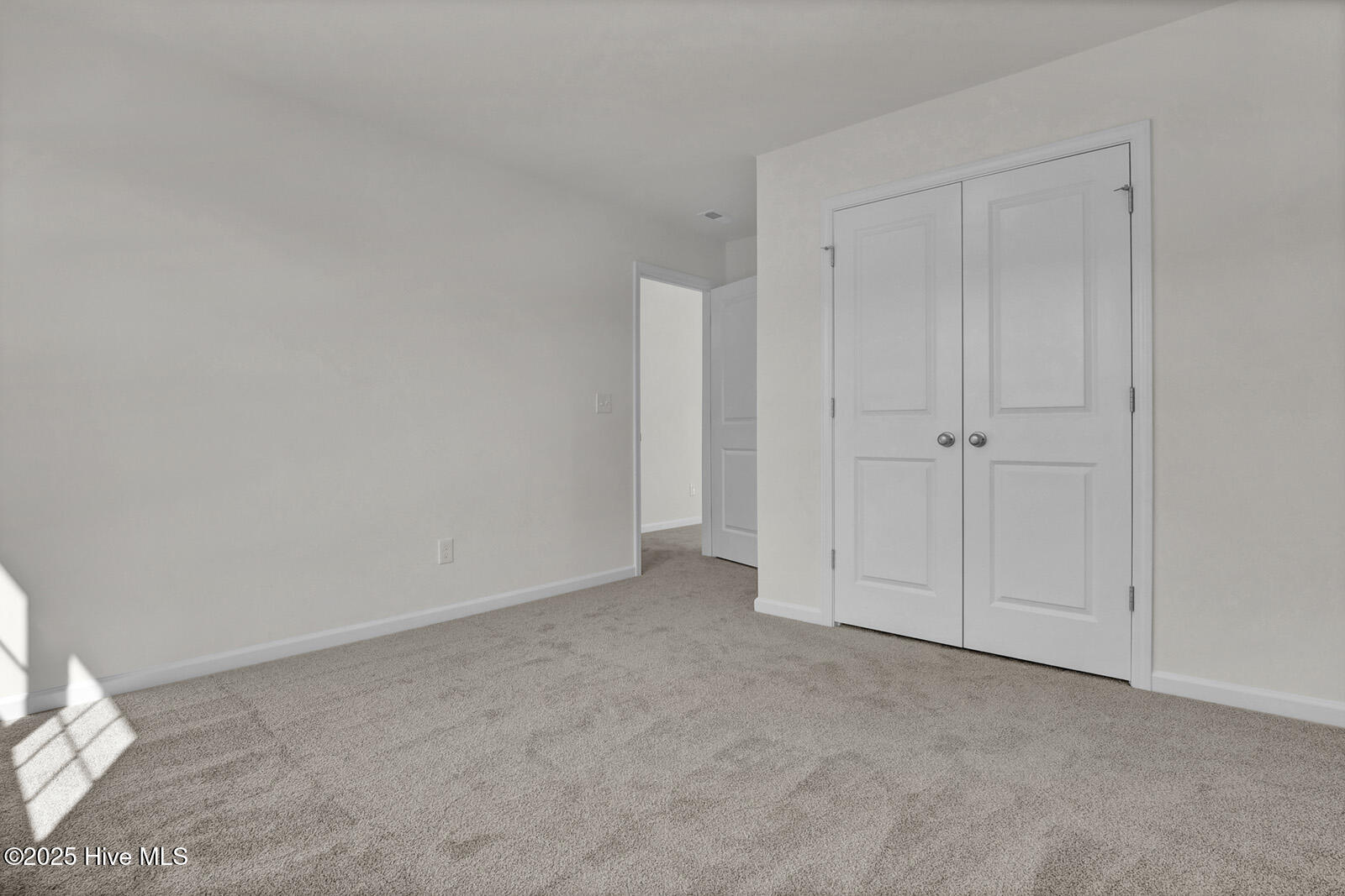 1173 Sunwater Terrace Property Photo 33