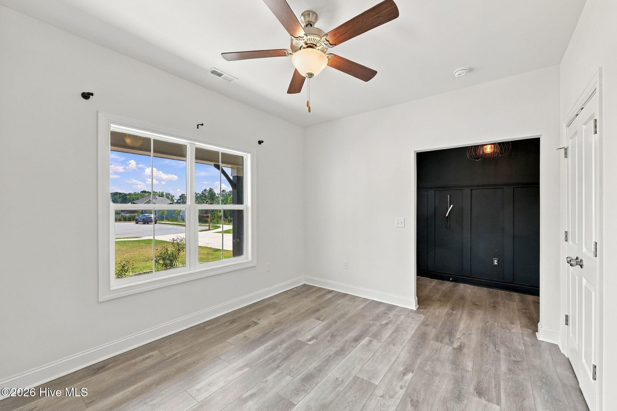160 Falkirk Court Property Photo 12