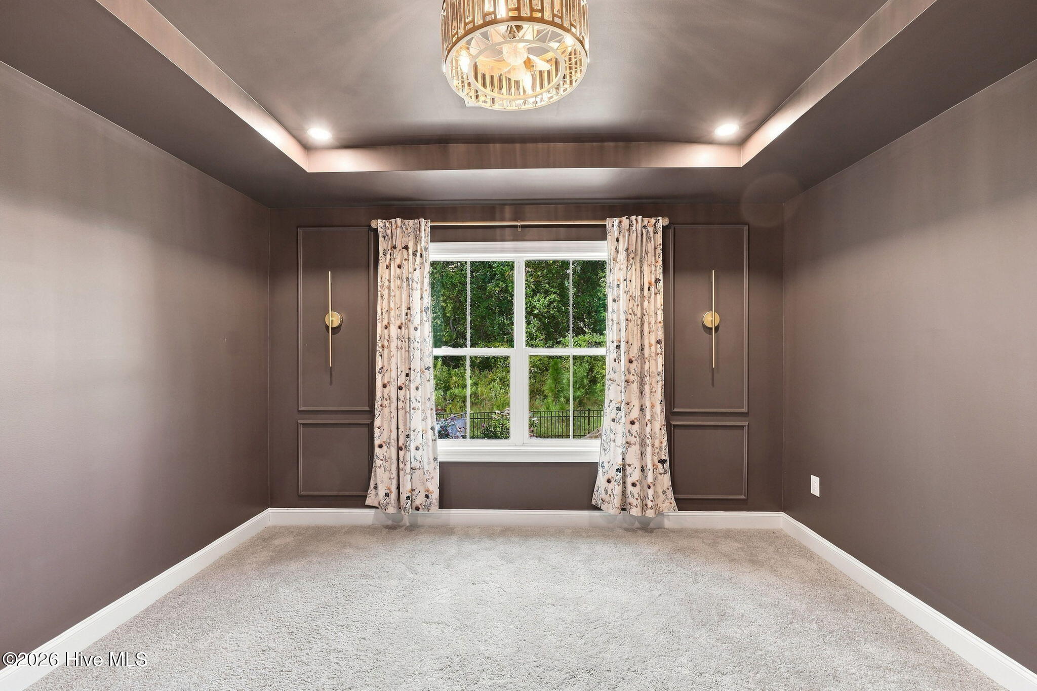 160 Falkirk Court Property Photo 27