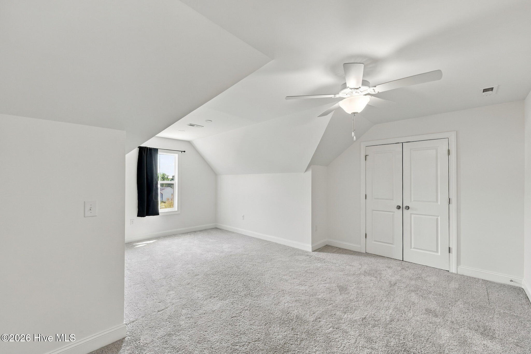 160 Falkirk Court Property Photo 38