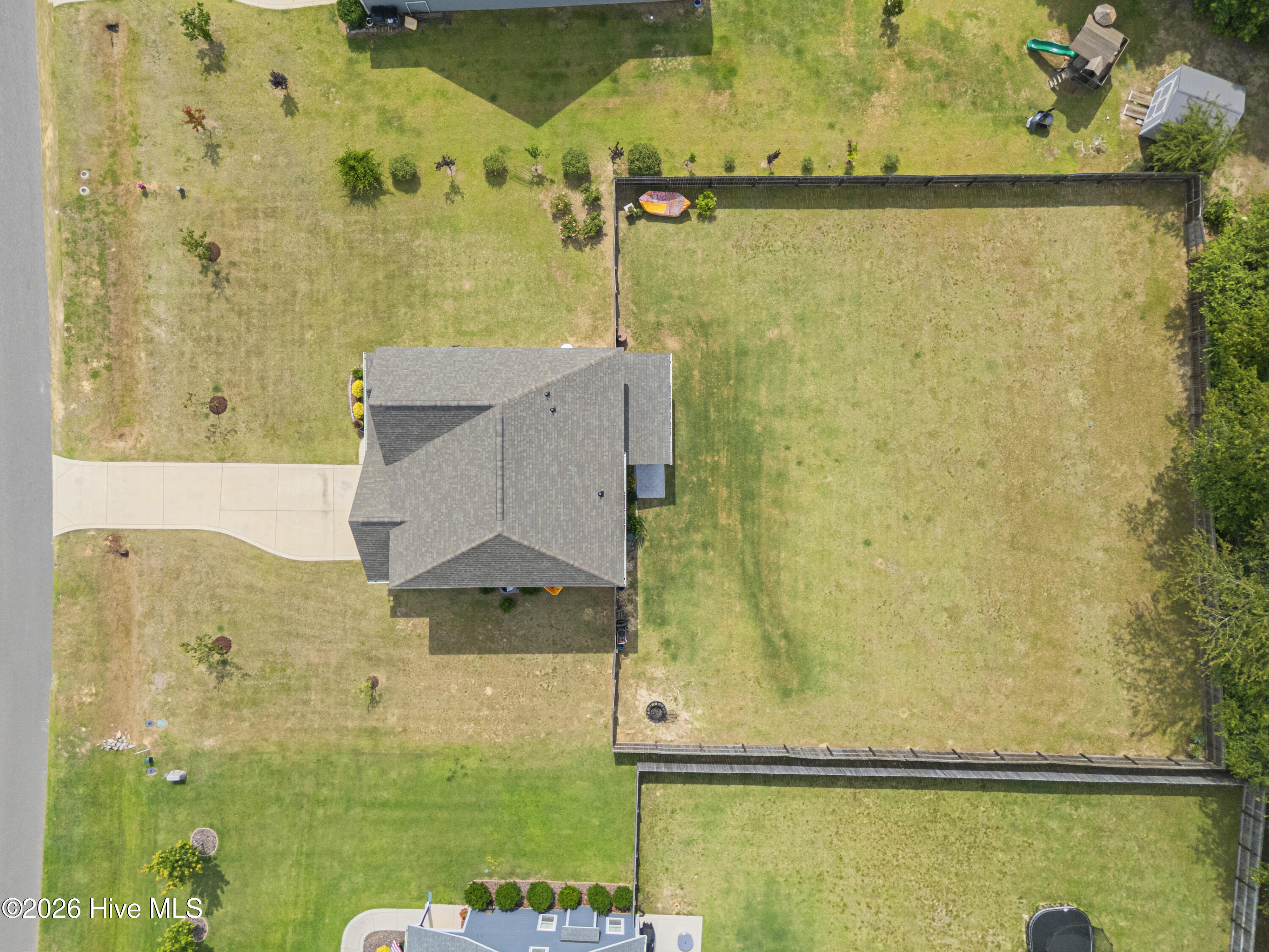 816 Warwick Lane Property Photo 39
