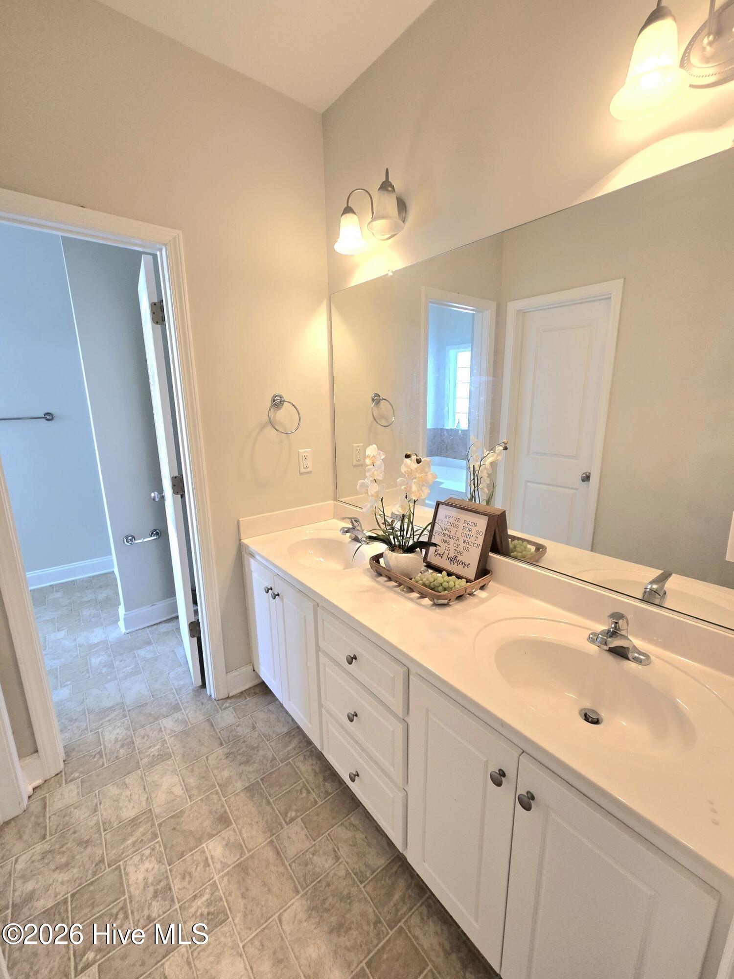 3213 Alton Court Property Photo 21