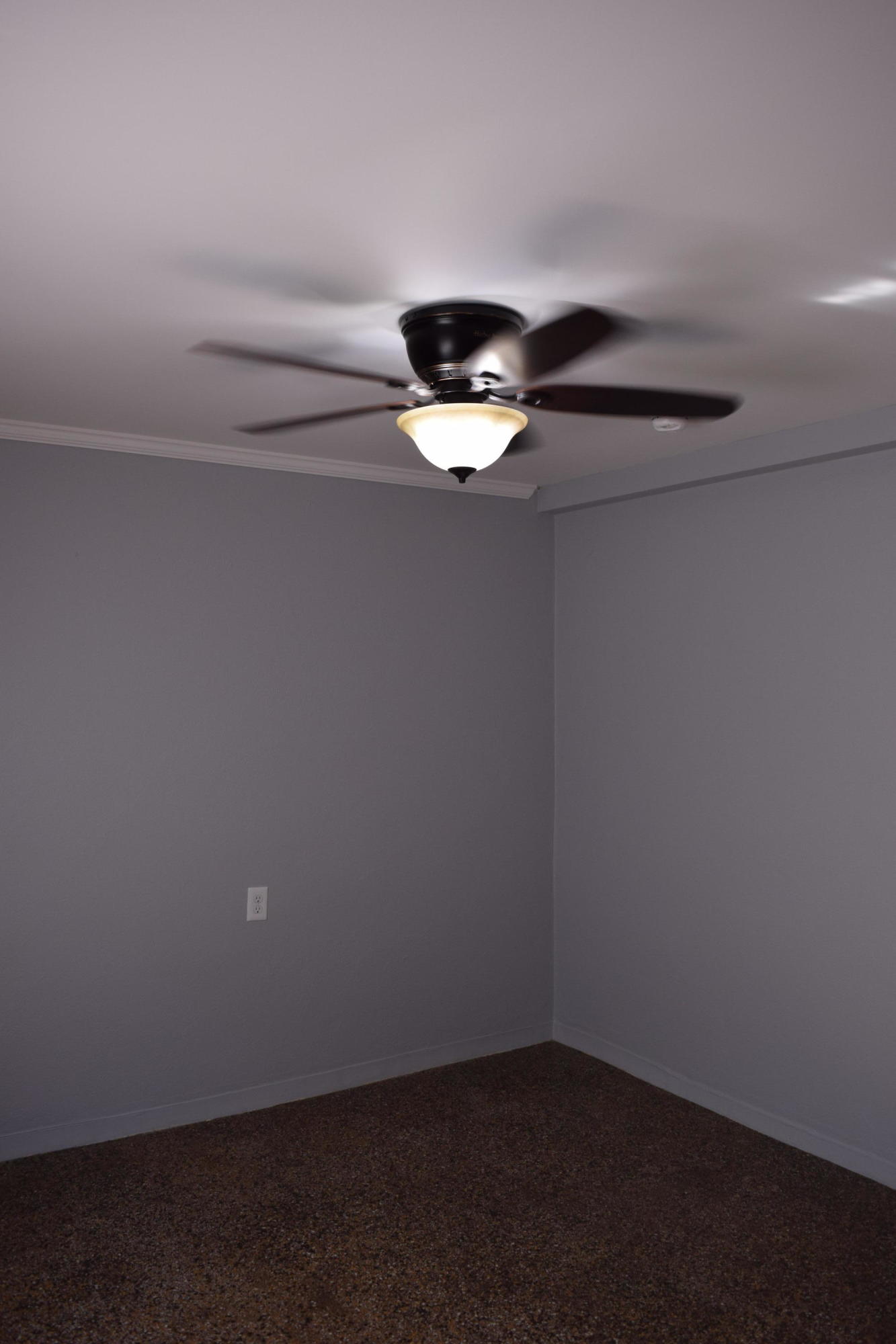 165 N May Street 5 Property Photo 5