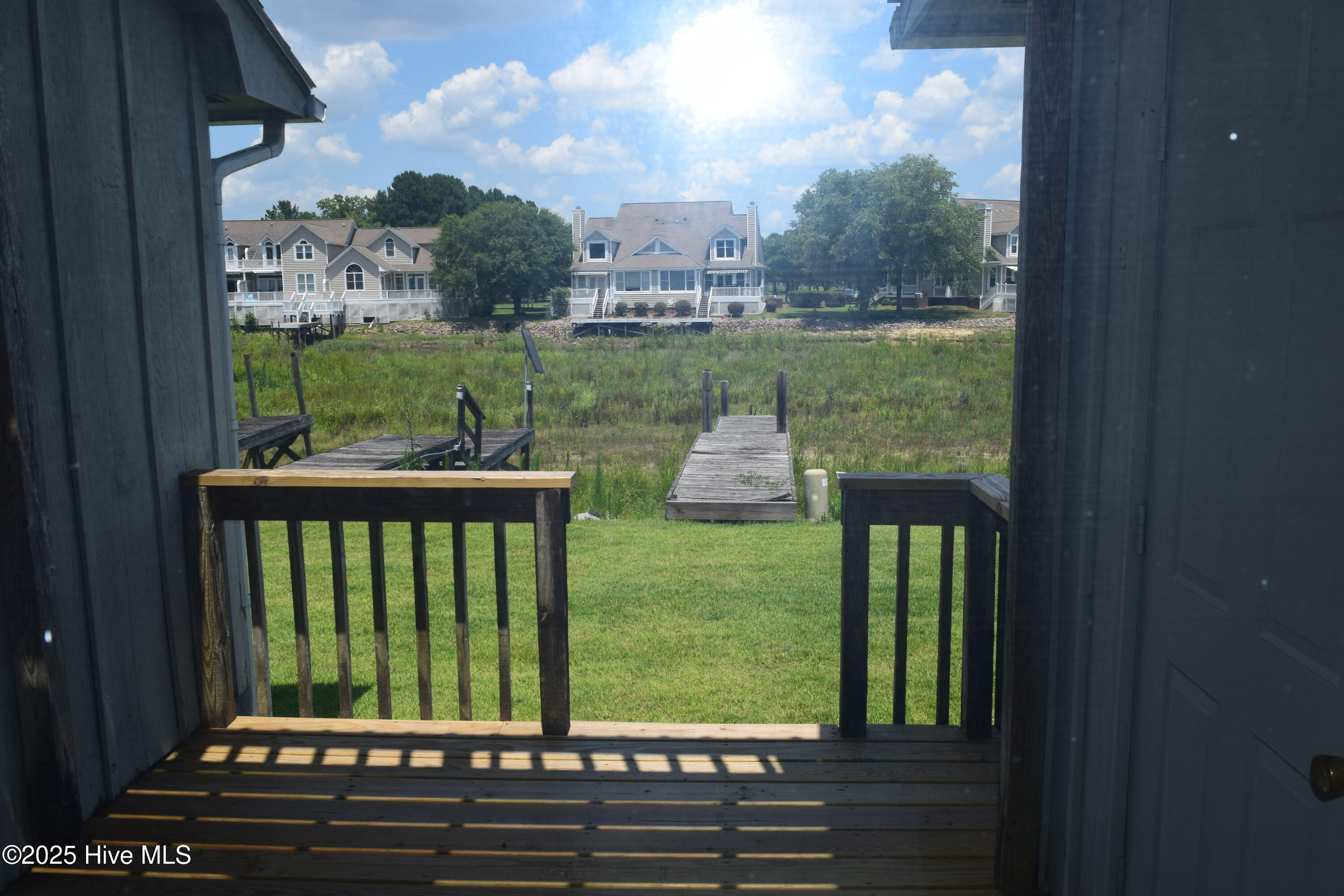 115 Mallard Cove # A Property Photo 9