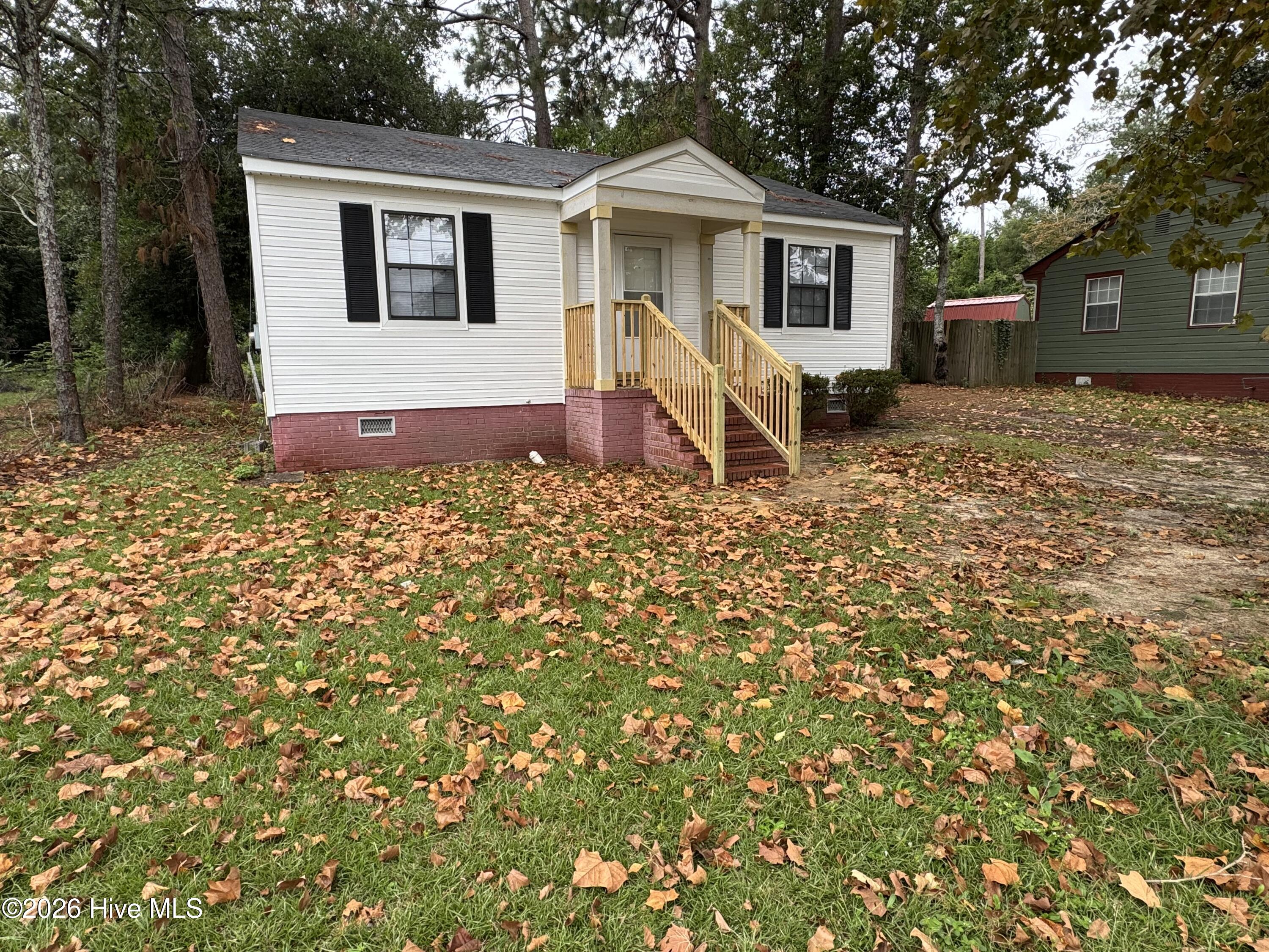 2550 Sheraton Drive Property Photo 2