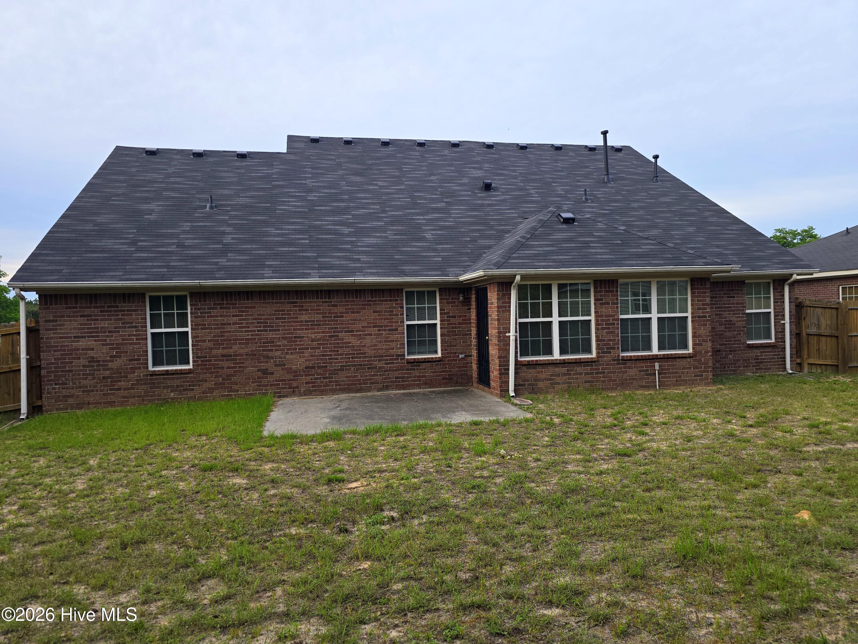 522 Wickham Drive Property Photo 2