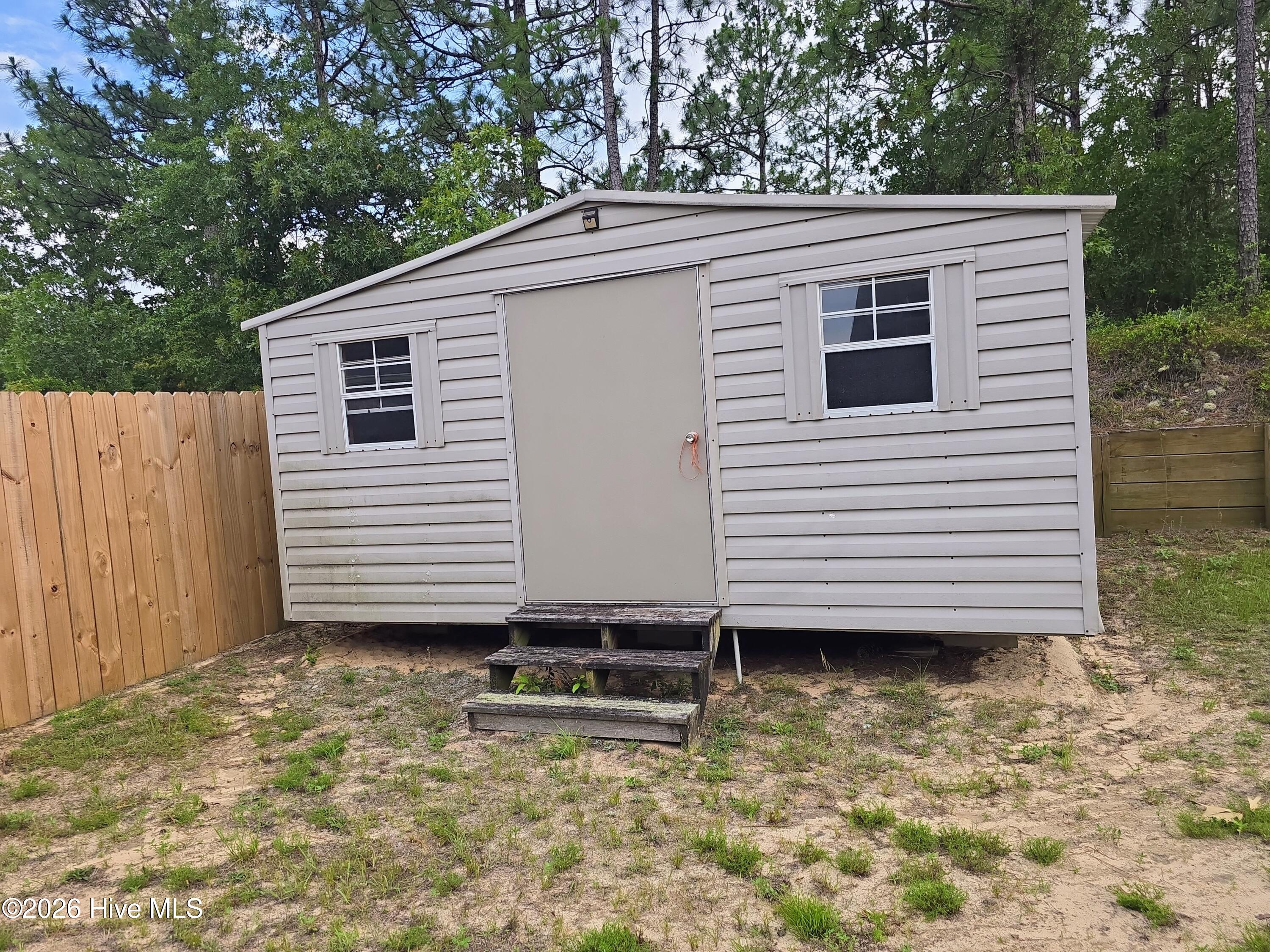 522 Wickham Drive Property Photo 4