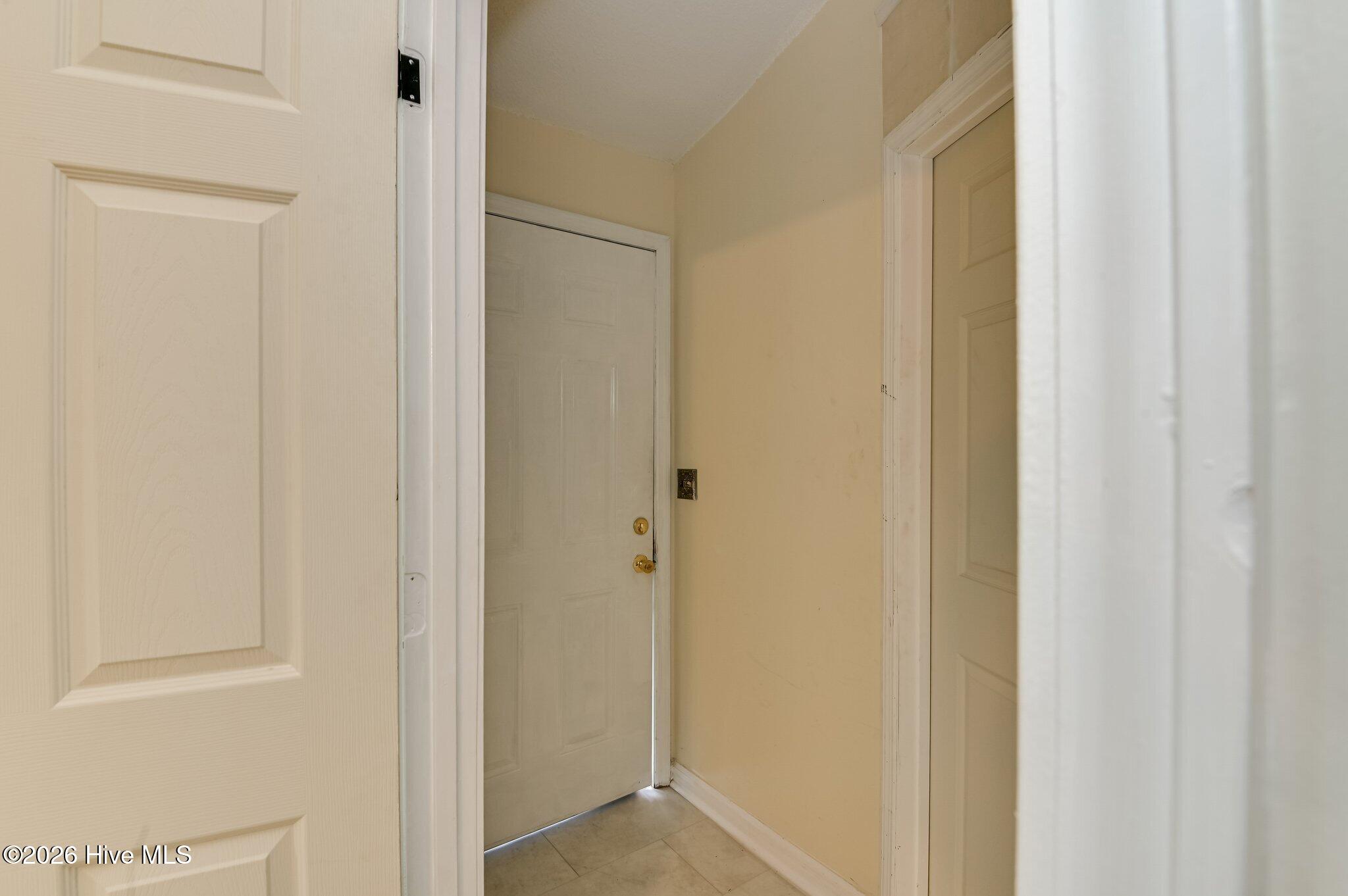 2373 Courtney Circle Property Photo 5